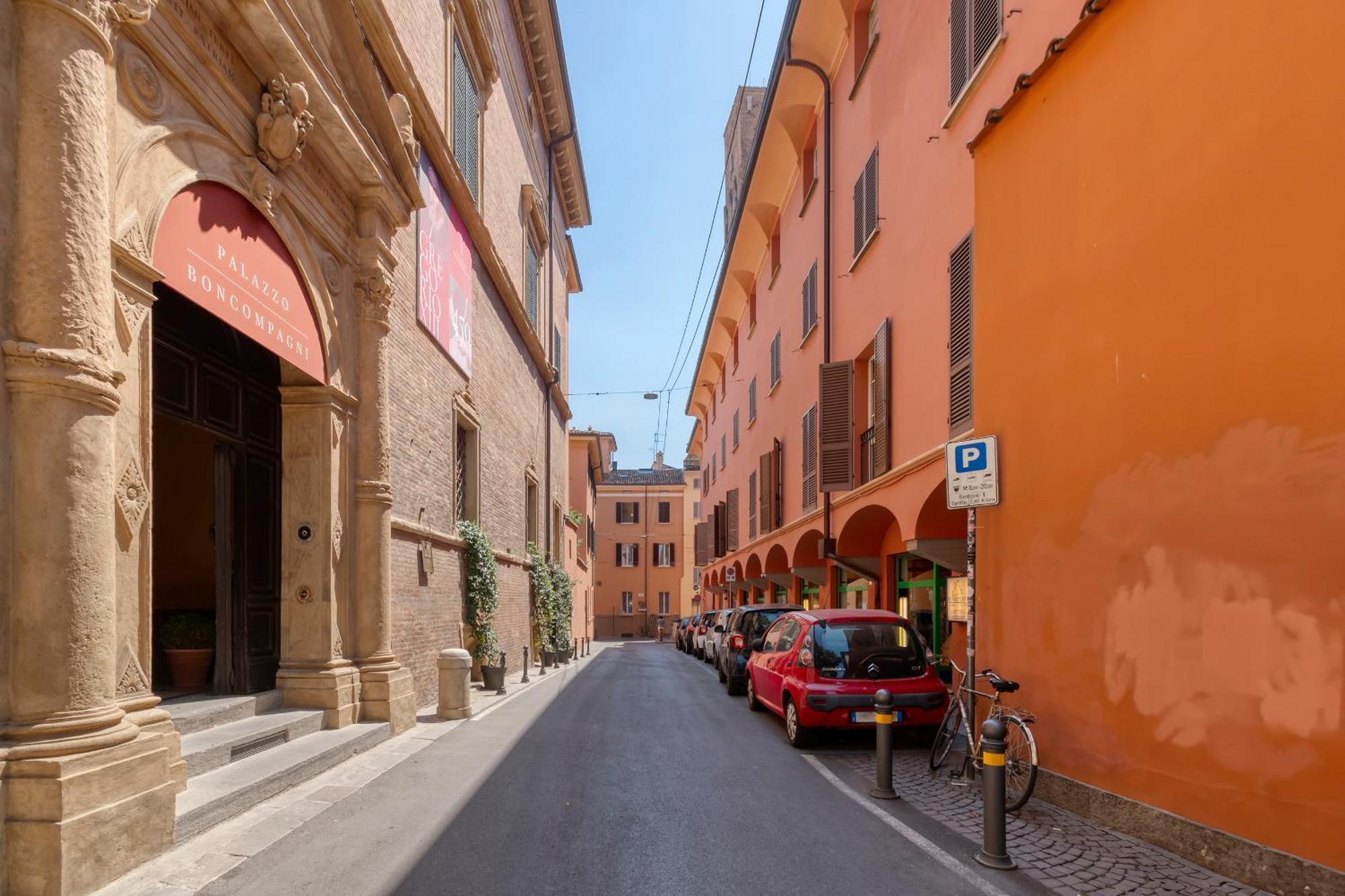 Carbonara Palace 1 - Luxury Comfort Under Medieval Towers Apartamento *