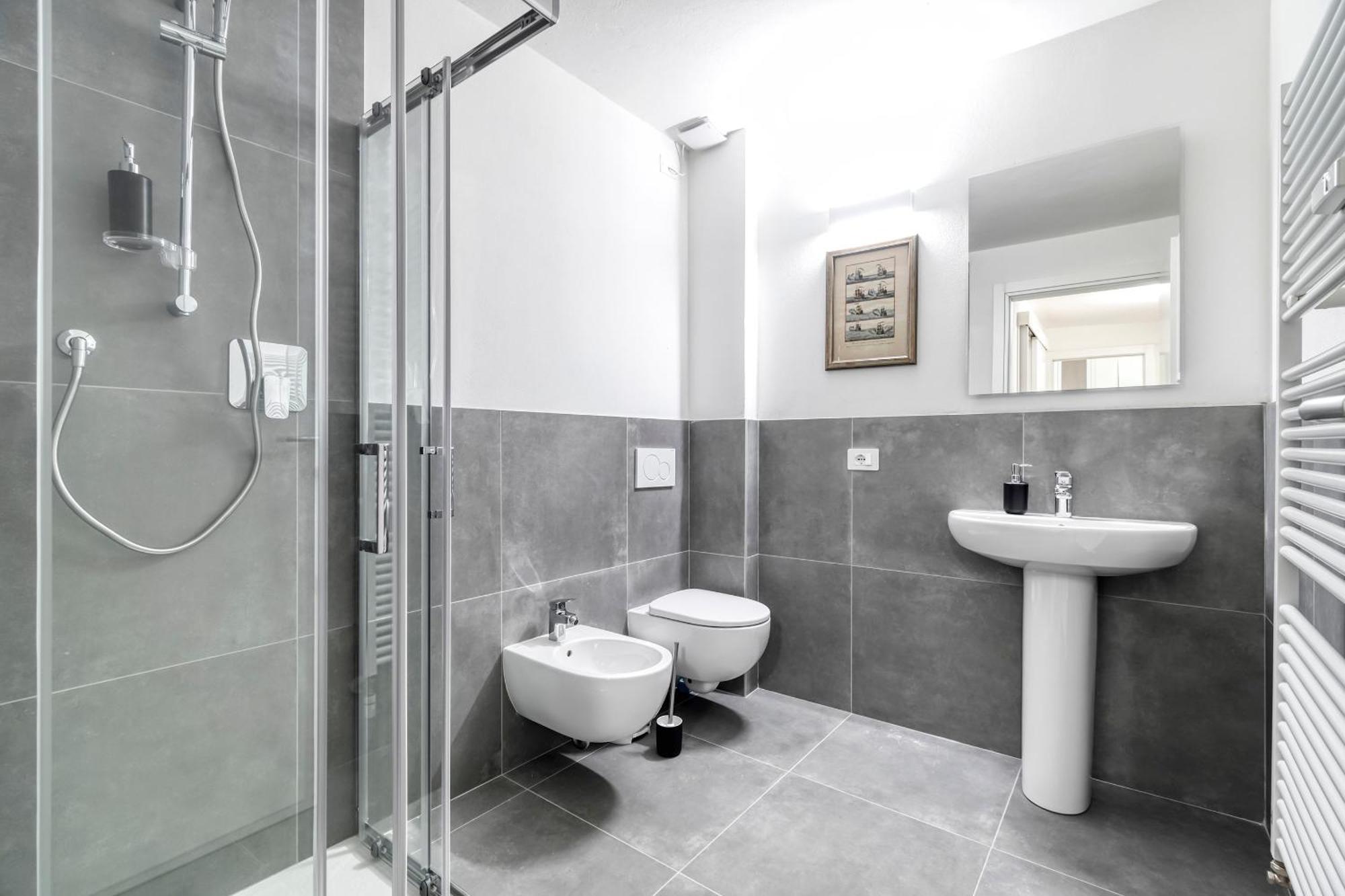 Carbonara Palace 1 - Luxury Comfort Under Medieval Towers