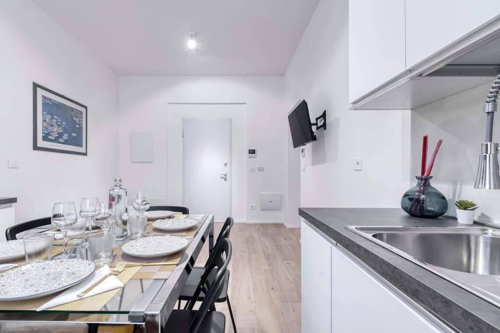 Carbonara Palace 5 - Luxury Comfort Under Medieval Towers Appartamento Bologna