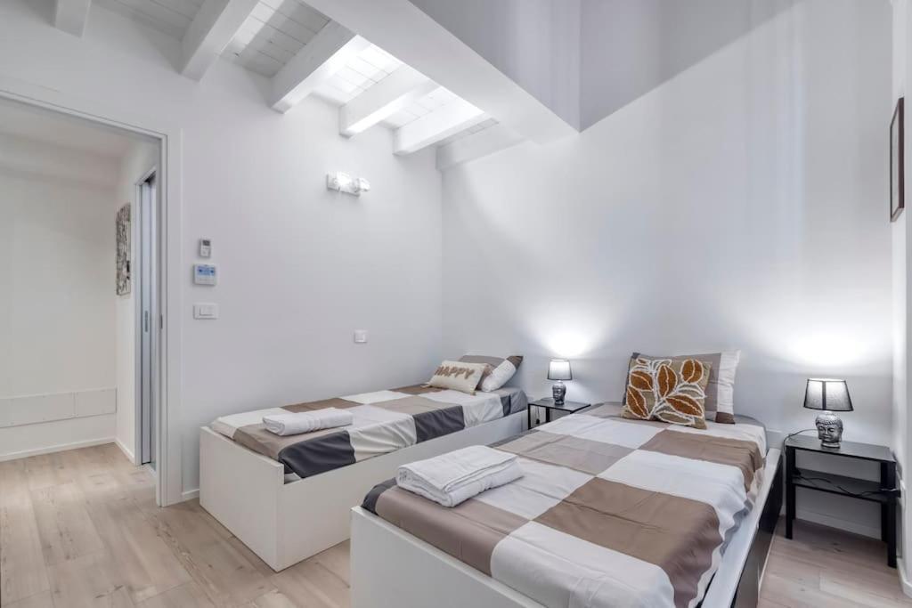 Appartamento Carbonara Palace 5 - Luxury Comfort Under Medieval Towers