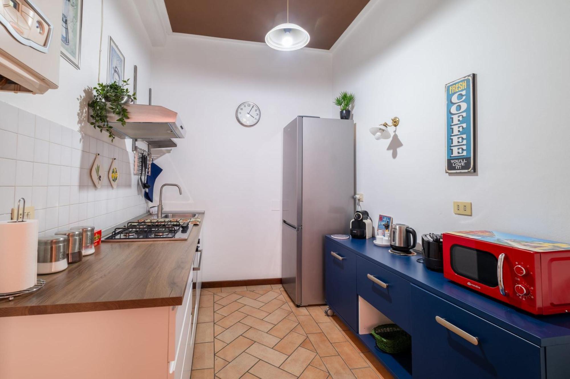 Homeby, Petroni House