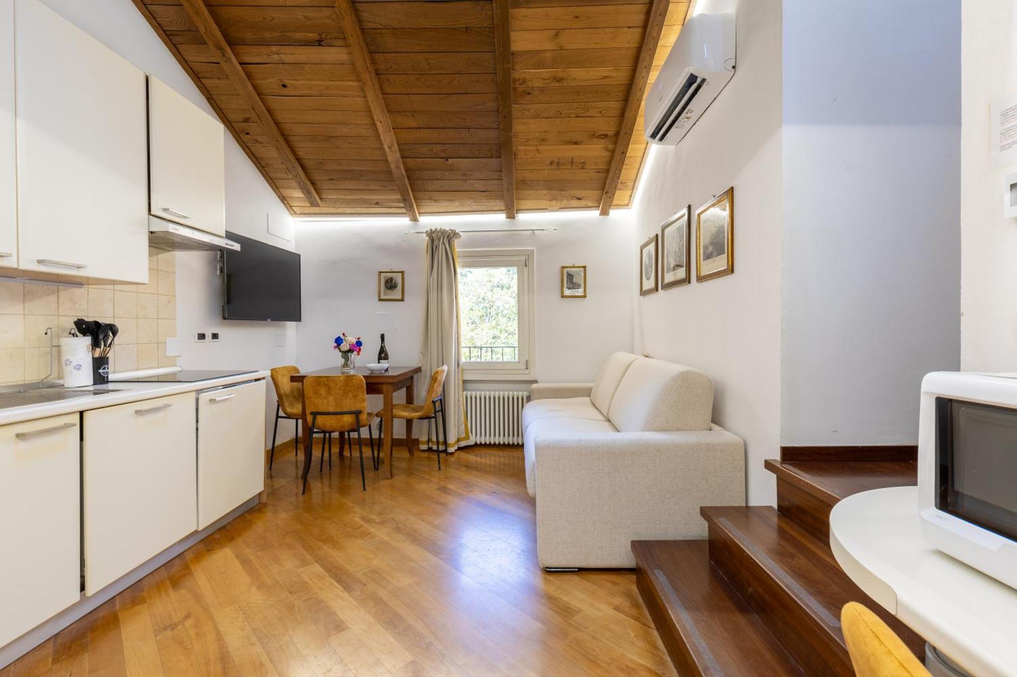 Frassinago Deluxe Suites-bolognarooms *