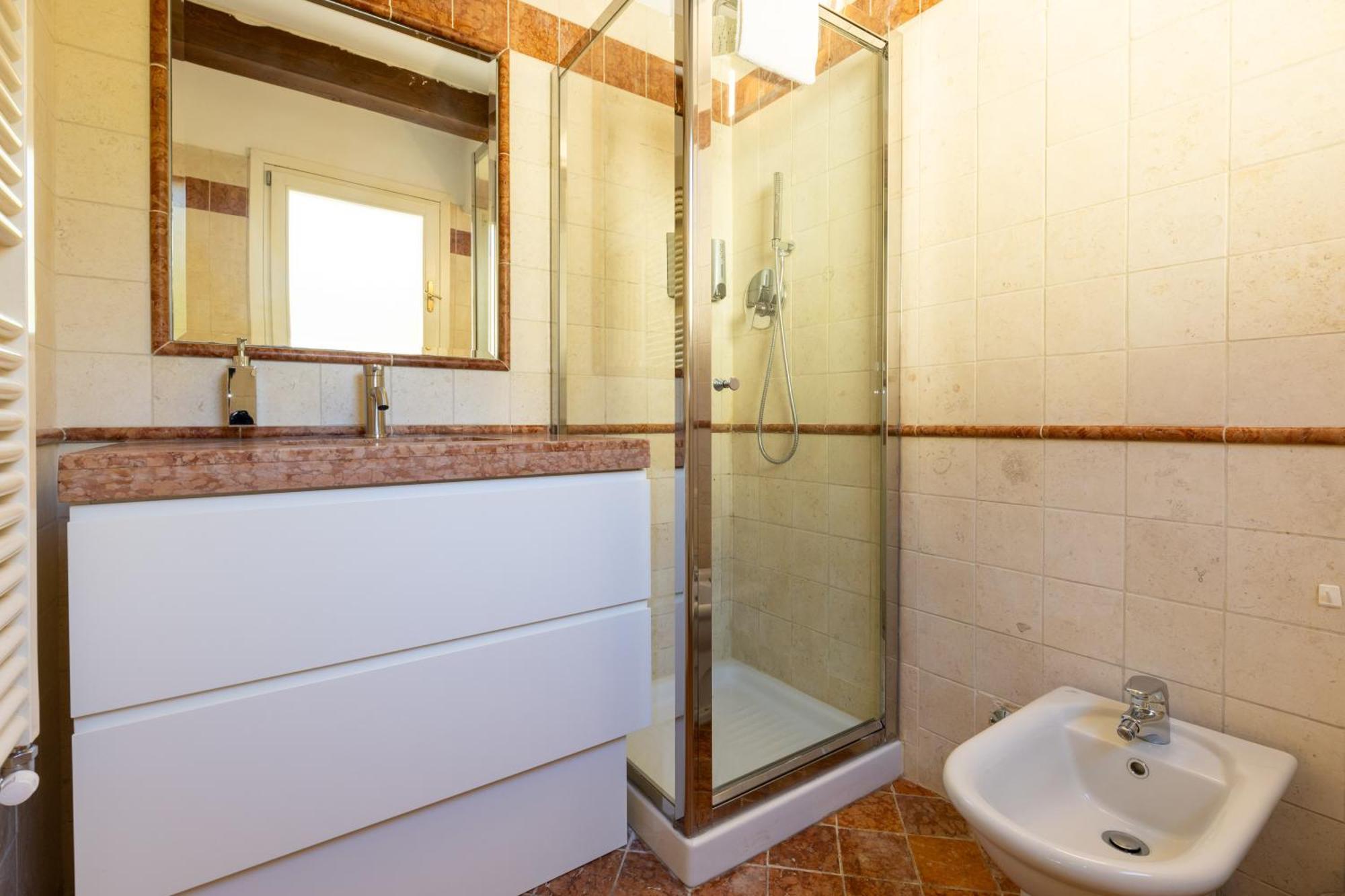 Apartment Frassinago Deluxe Suites-bolognarooms Bologna