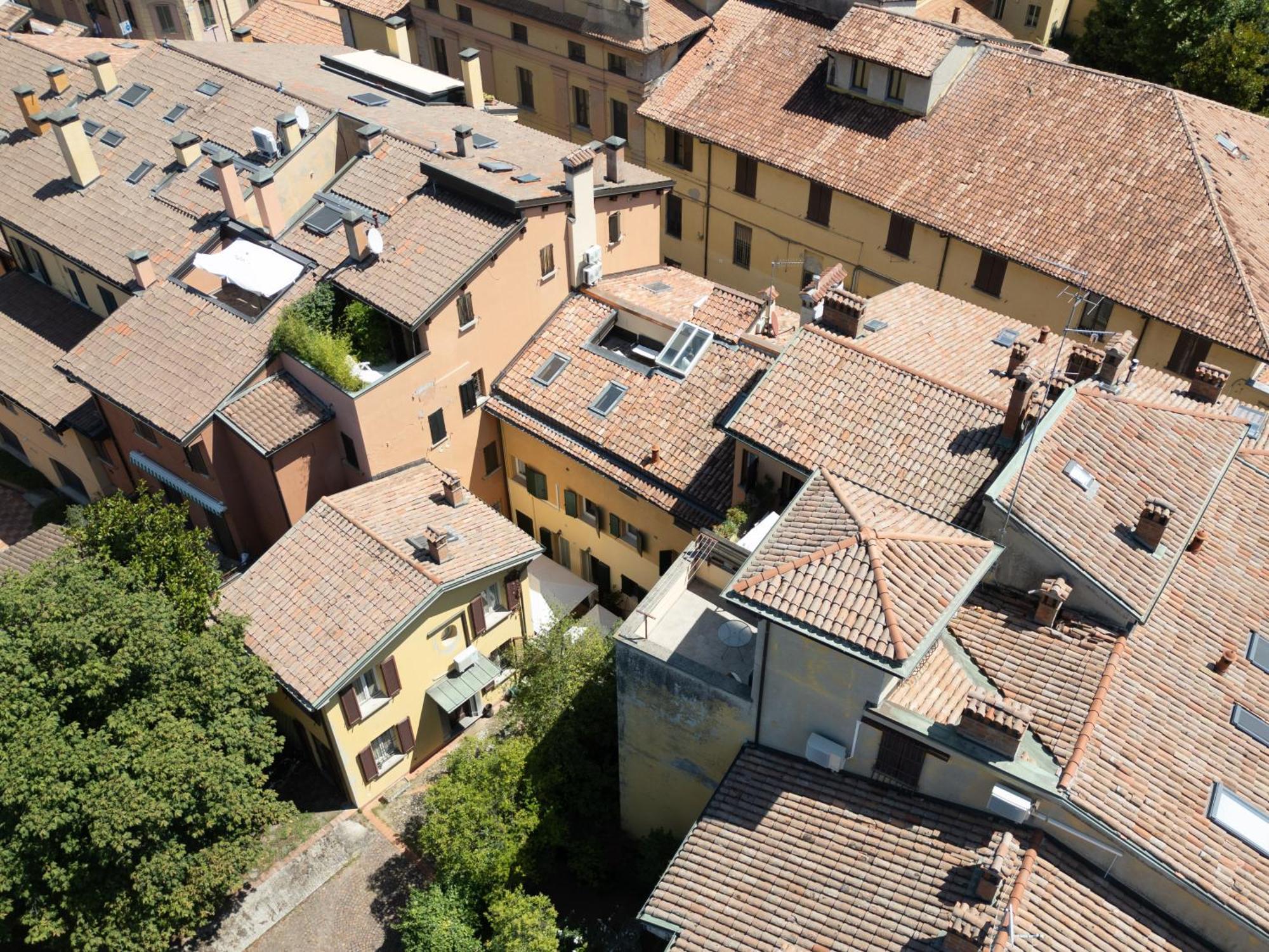 Apartment Frassinago Deluxe Suites-bolognarooms *