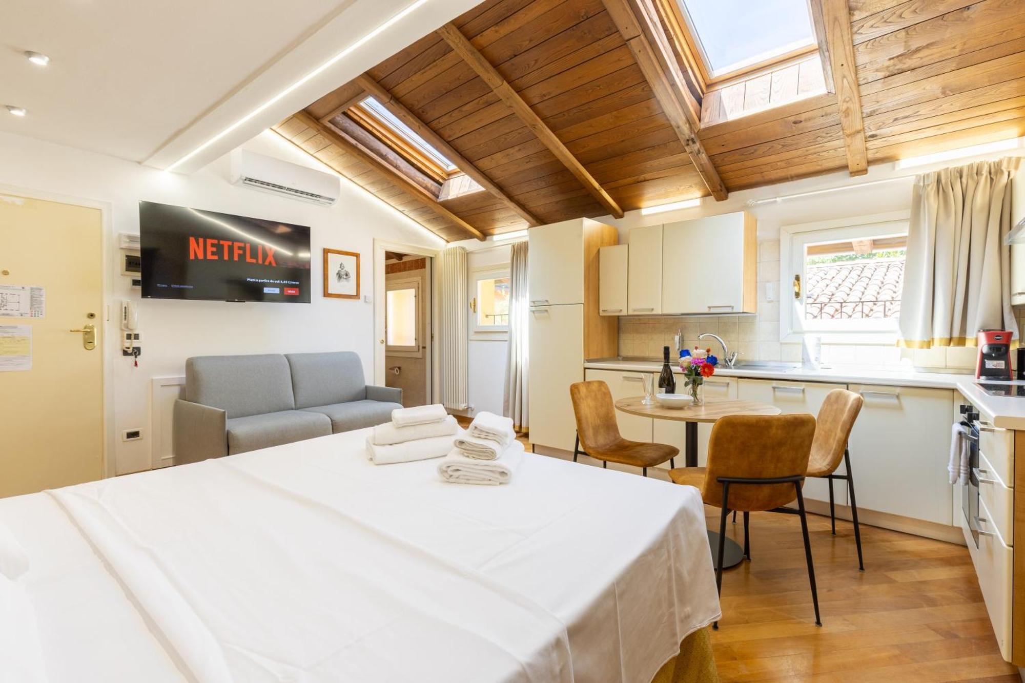 Frassinago Deluxe Suites-bolognarooms Apartment *