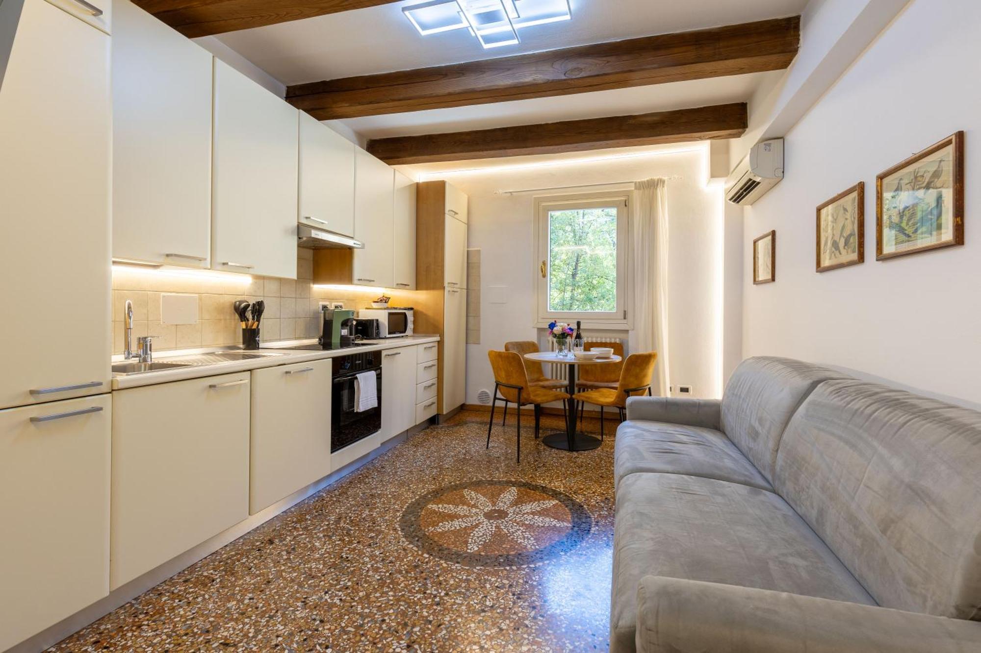 Frassinago Deluxe Suites-bolognarooms Apartment Bologna