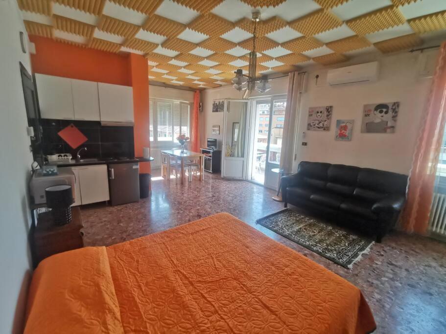Garisenda House *