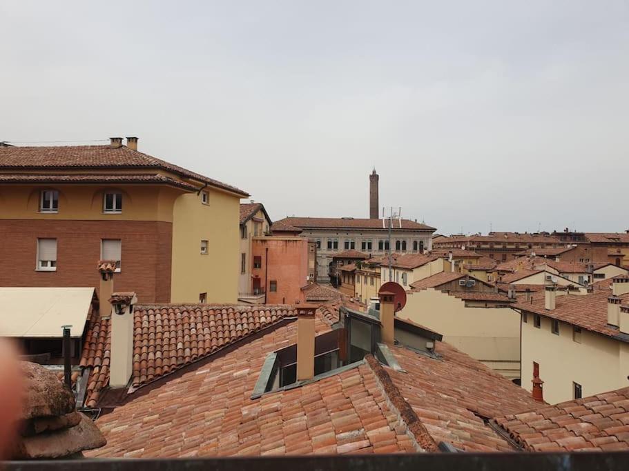 Apartment Panoramic Attic In The Historic Center Bologna