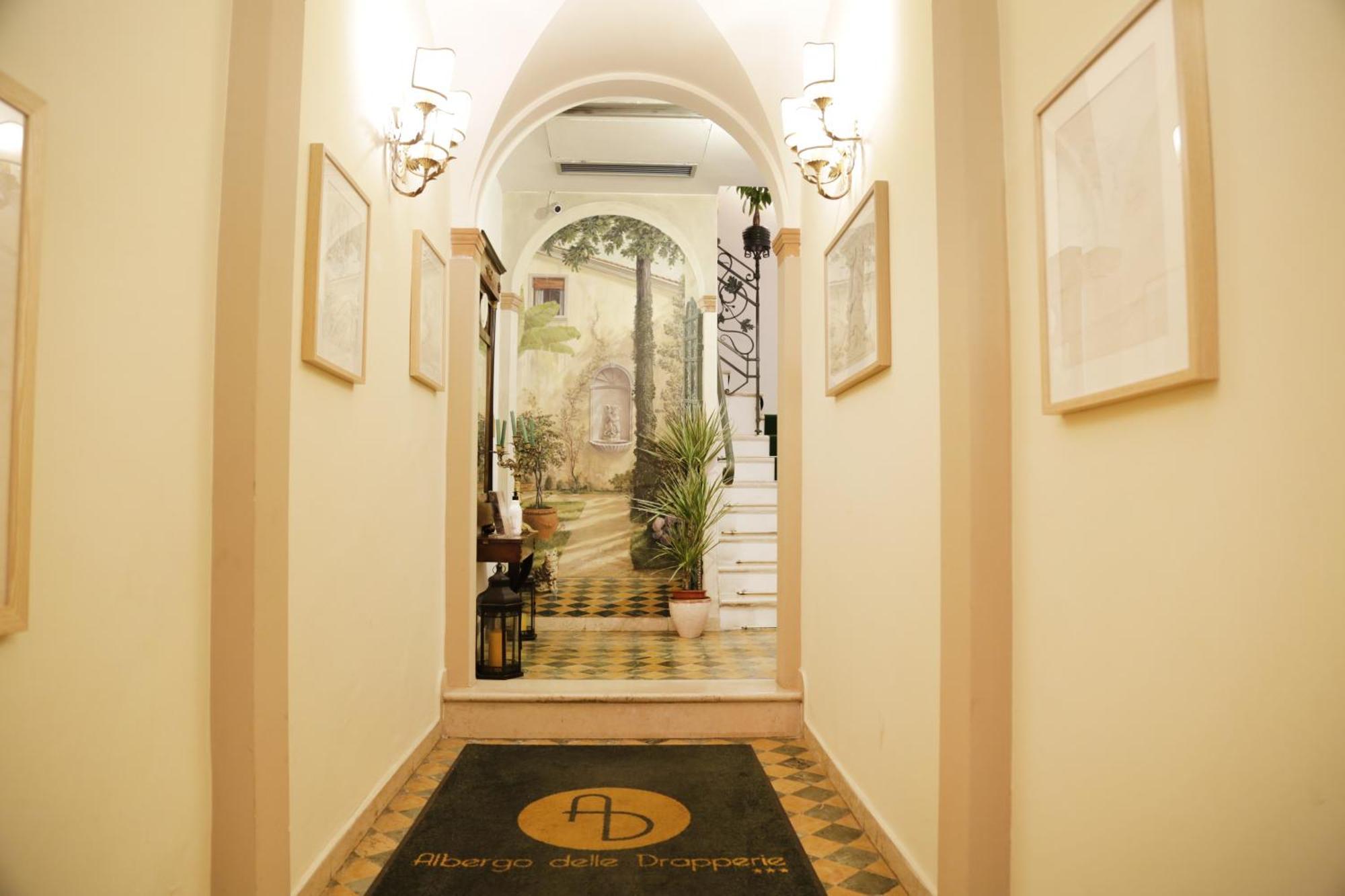 Hotel Delle Drapperie 3*