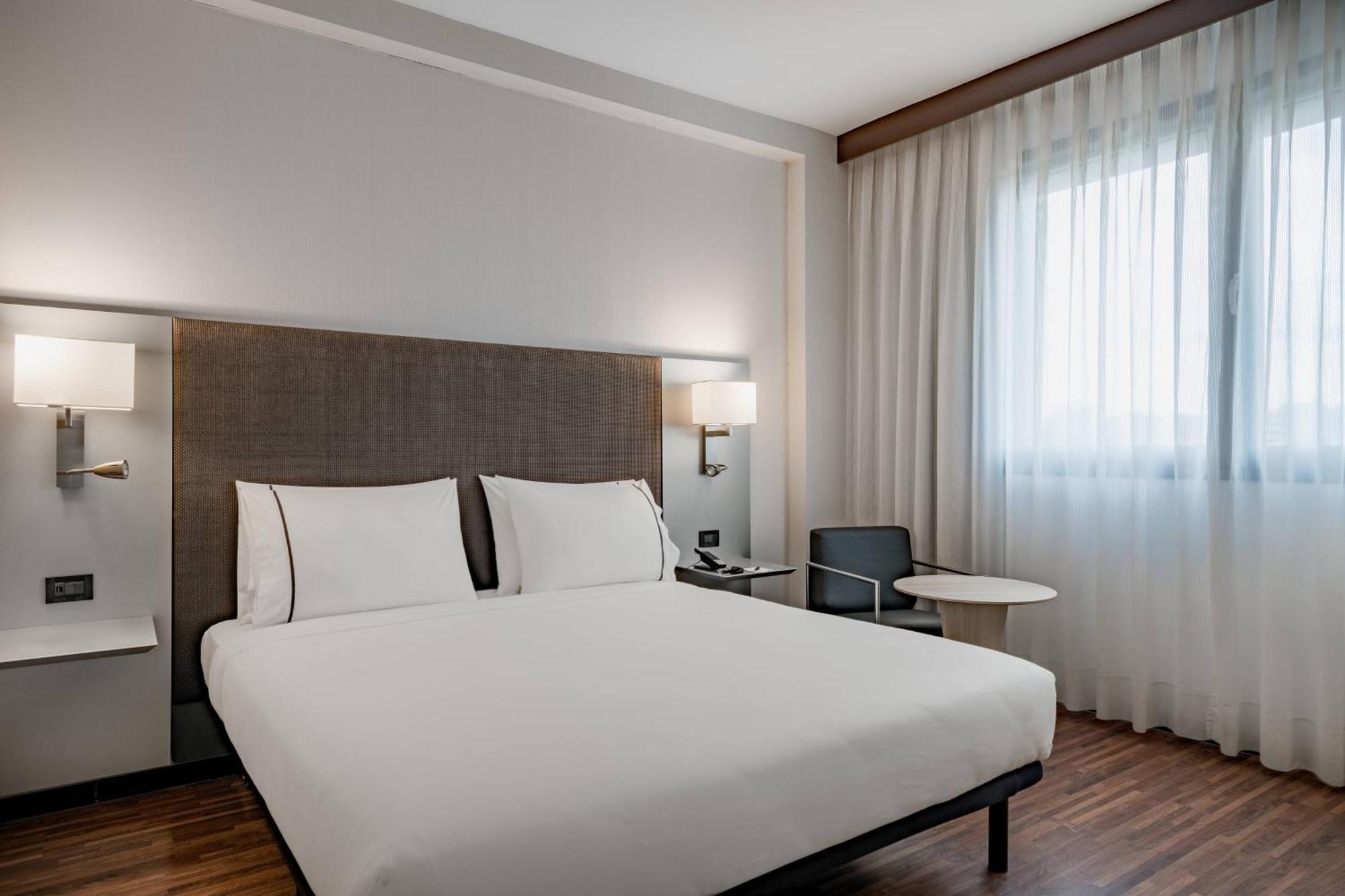 Ac By Marriott Bologna