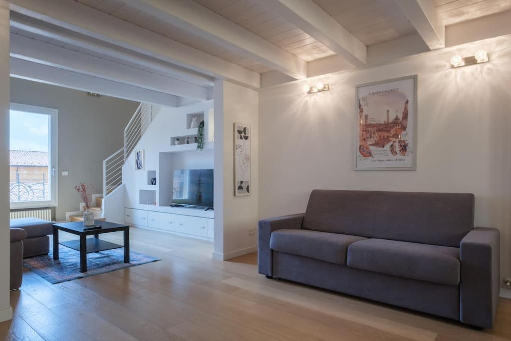 Luxury Penthouse In The Heart Of * Bologna