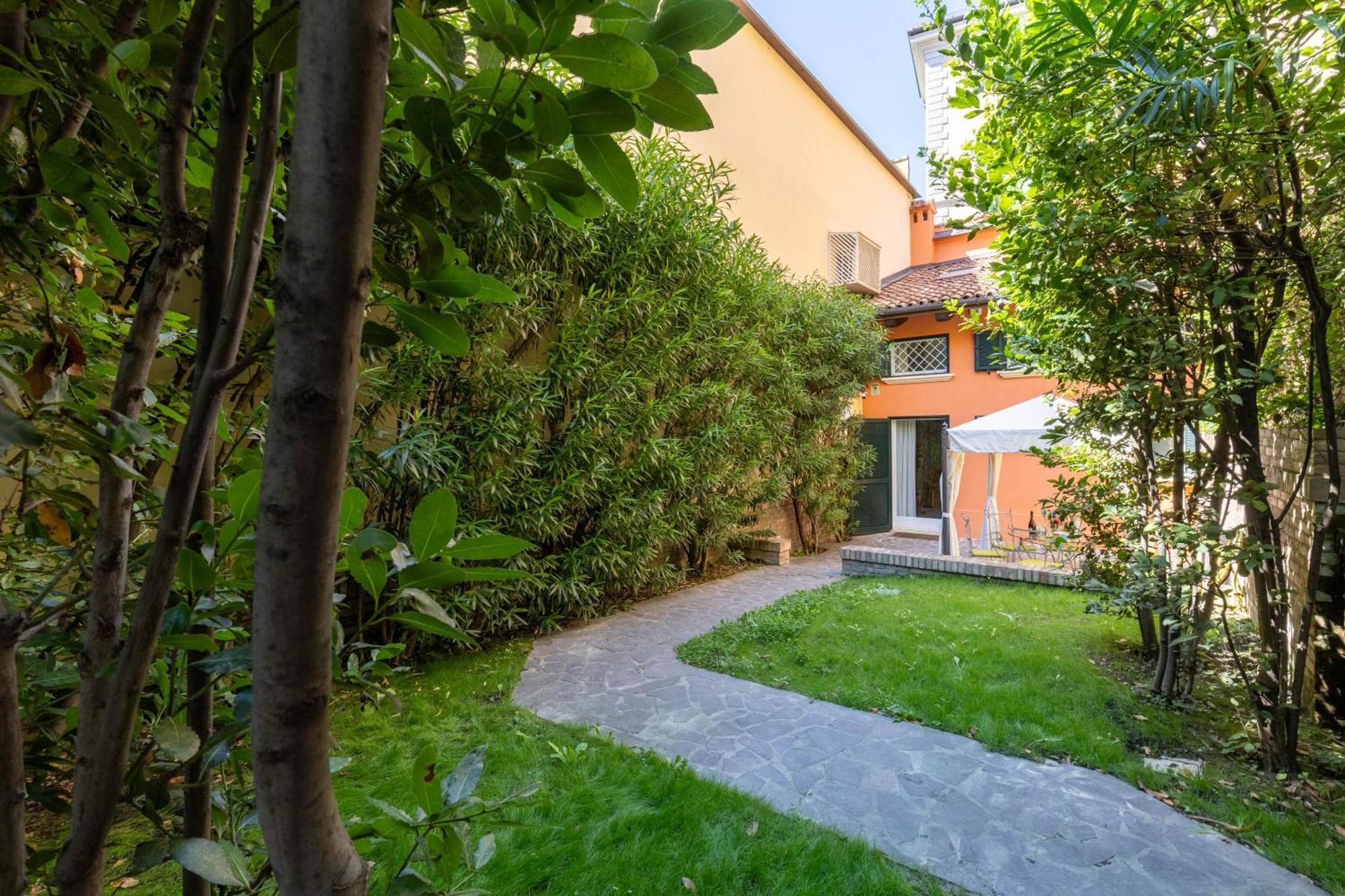 Isaia Garden - Bolognarooms Bologna