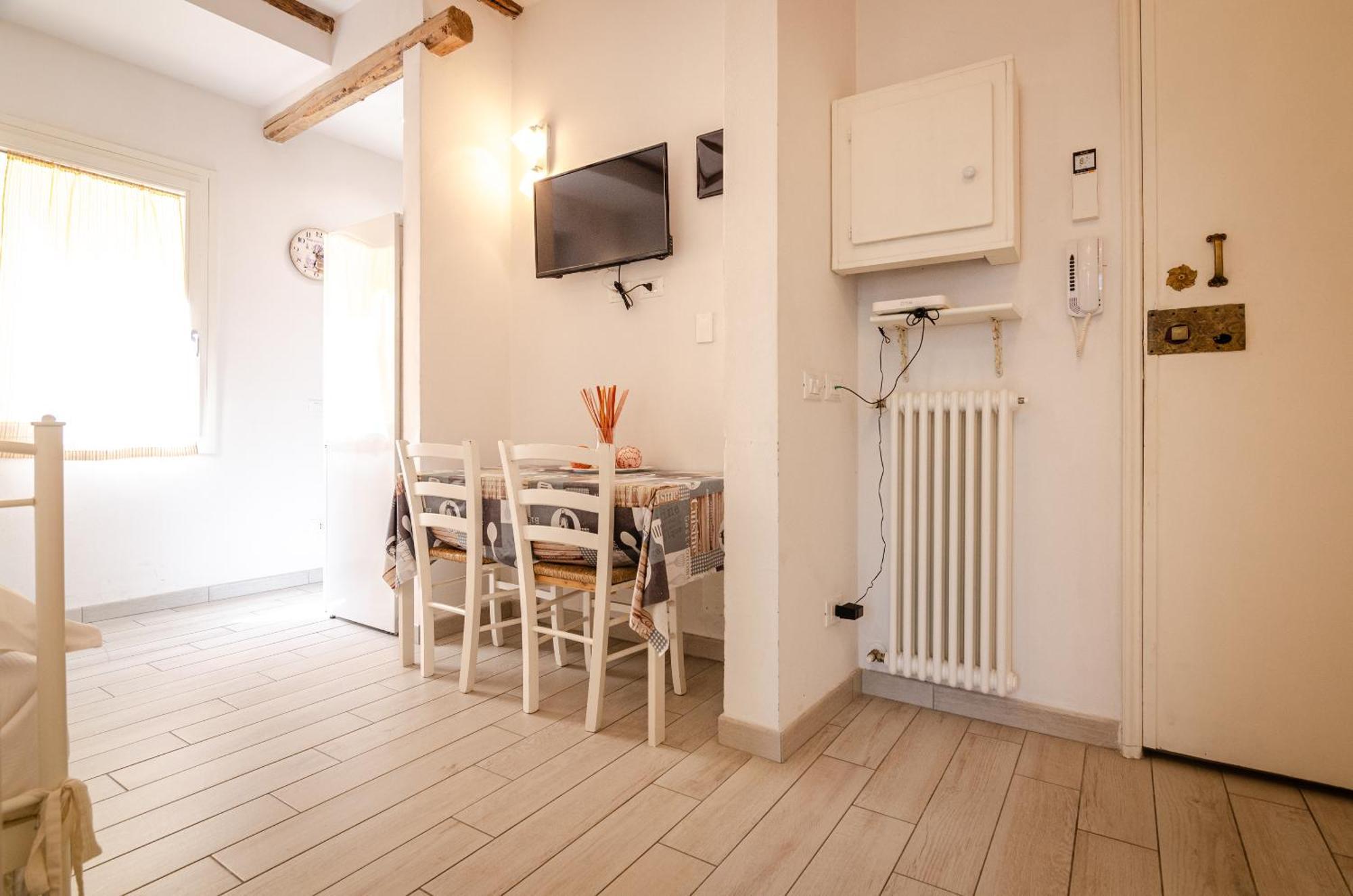La Petroniana Apartment *