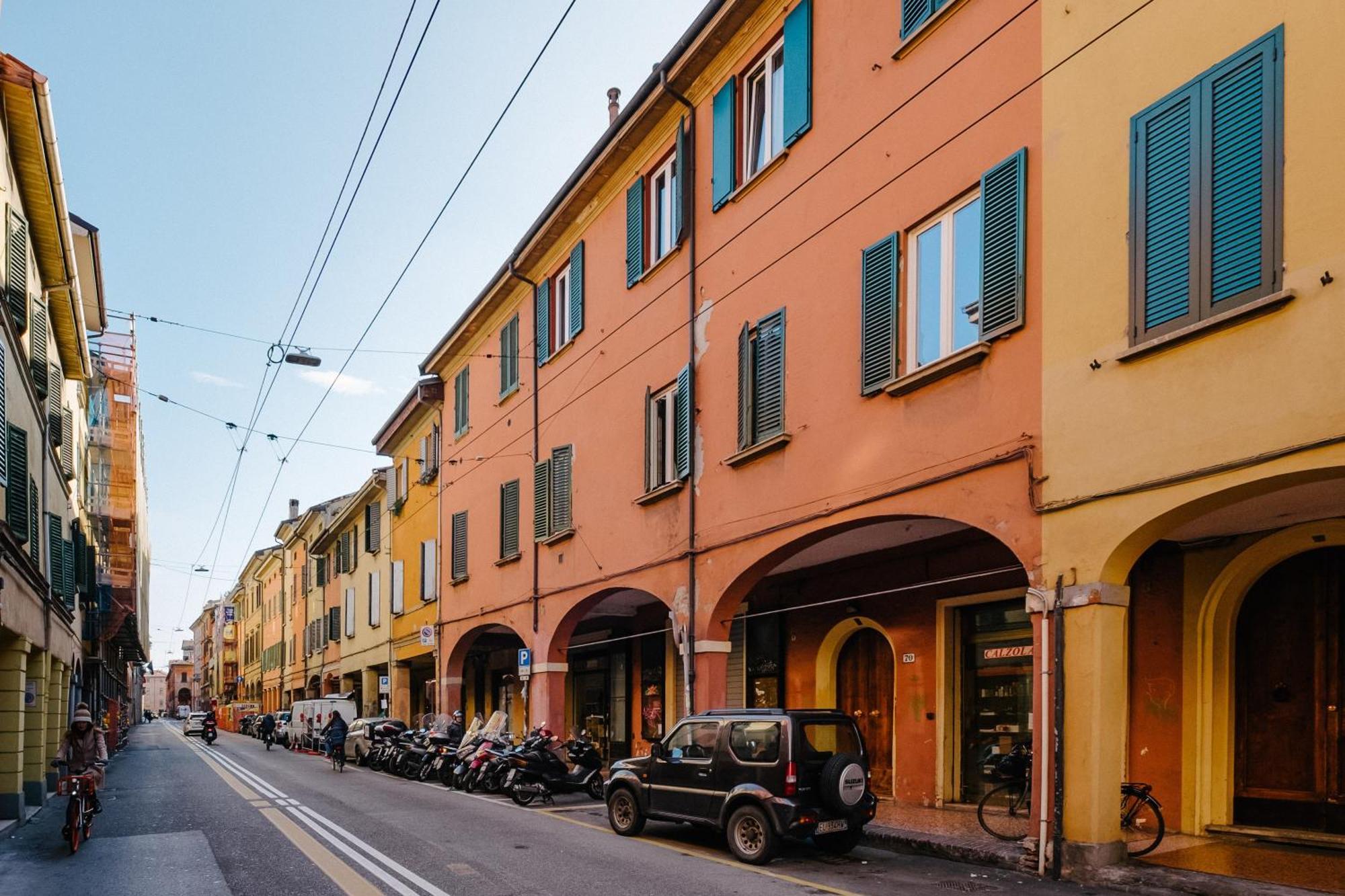 Appartement Attic In Historical Center Bologna