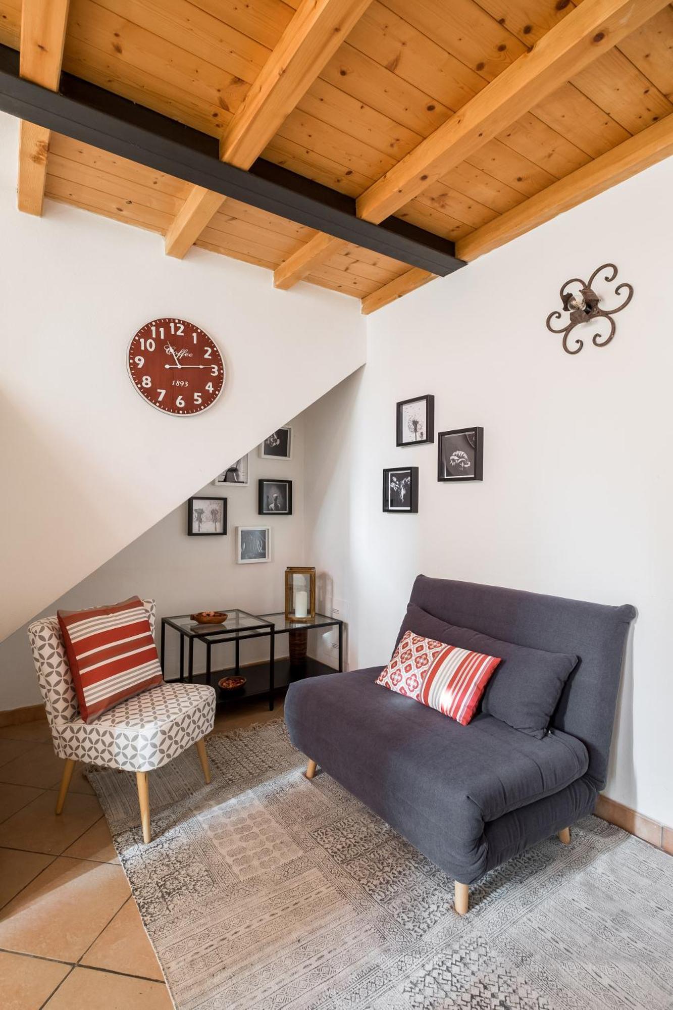 Attic In Historical Center Apartment