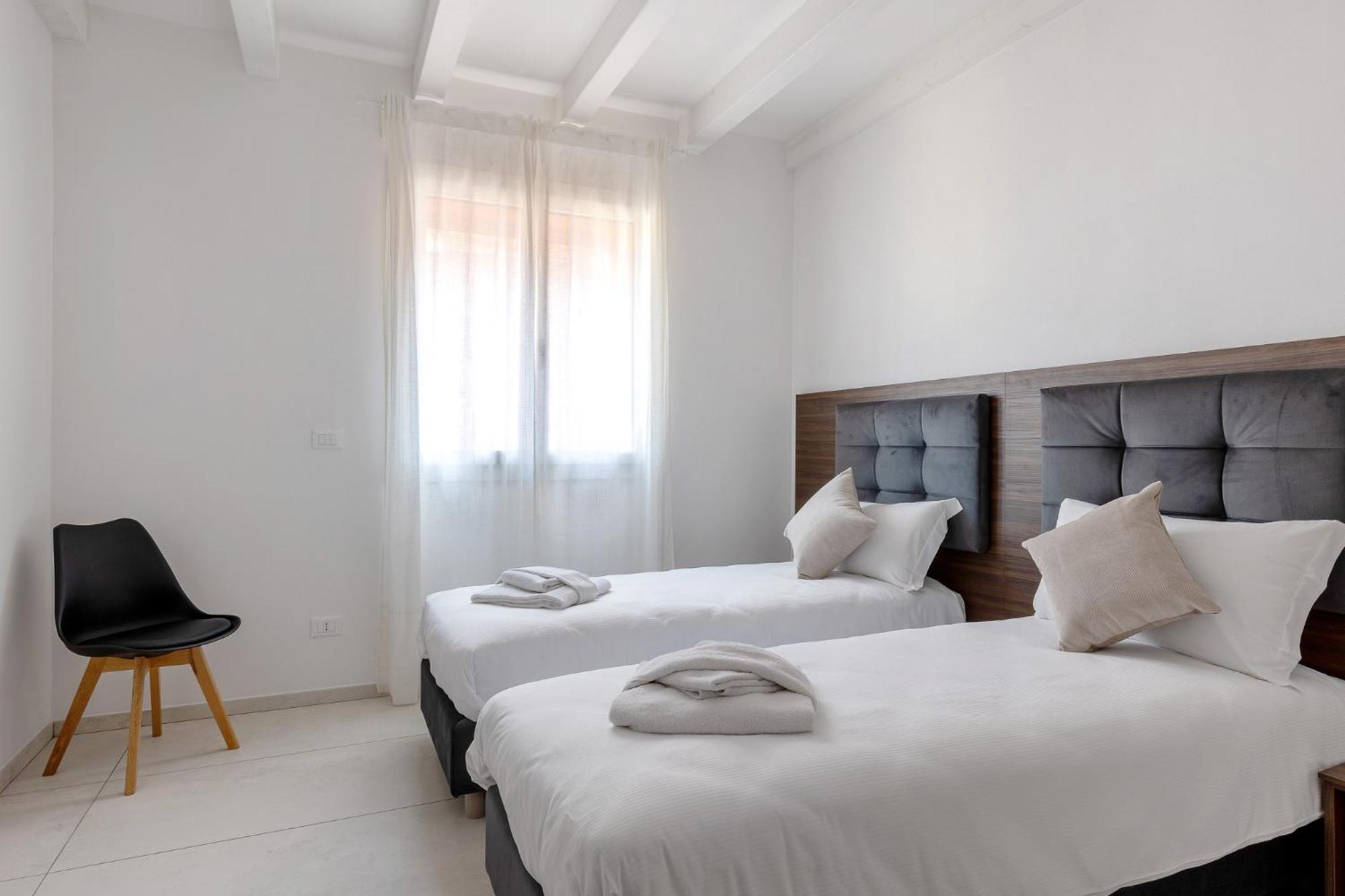 Le Dodici Porte - De Maria 5 By District Apartment *