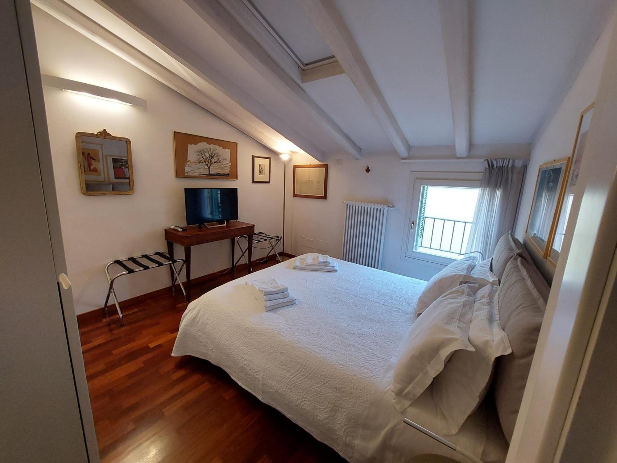 Bed & Breakfast Griffoni 7 *