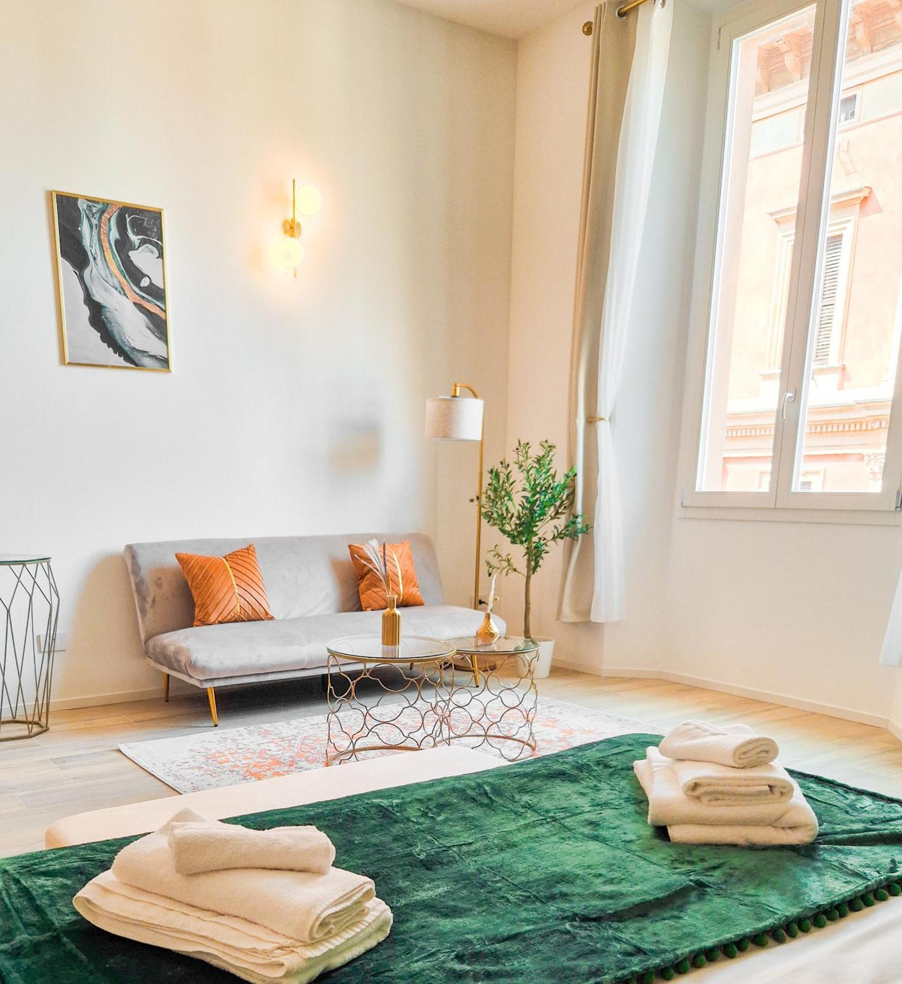 Aviana Apartment