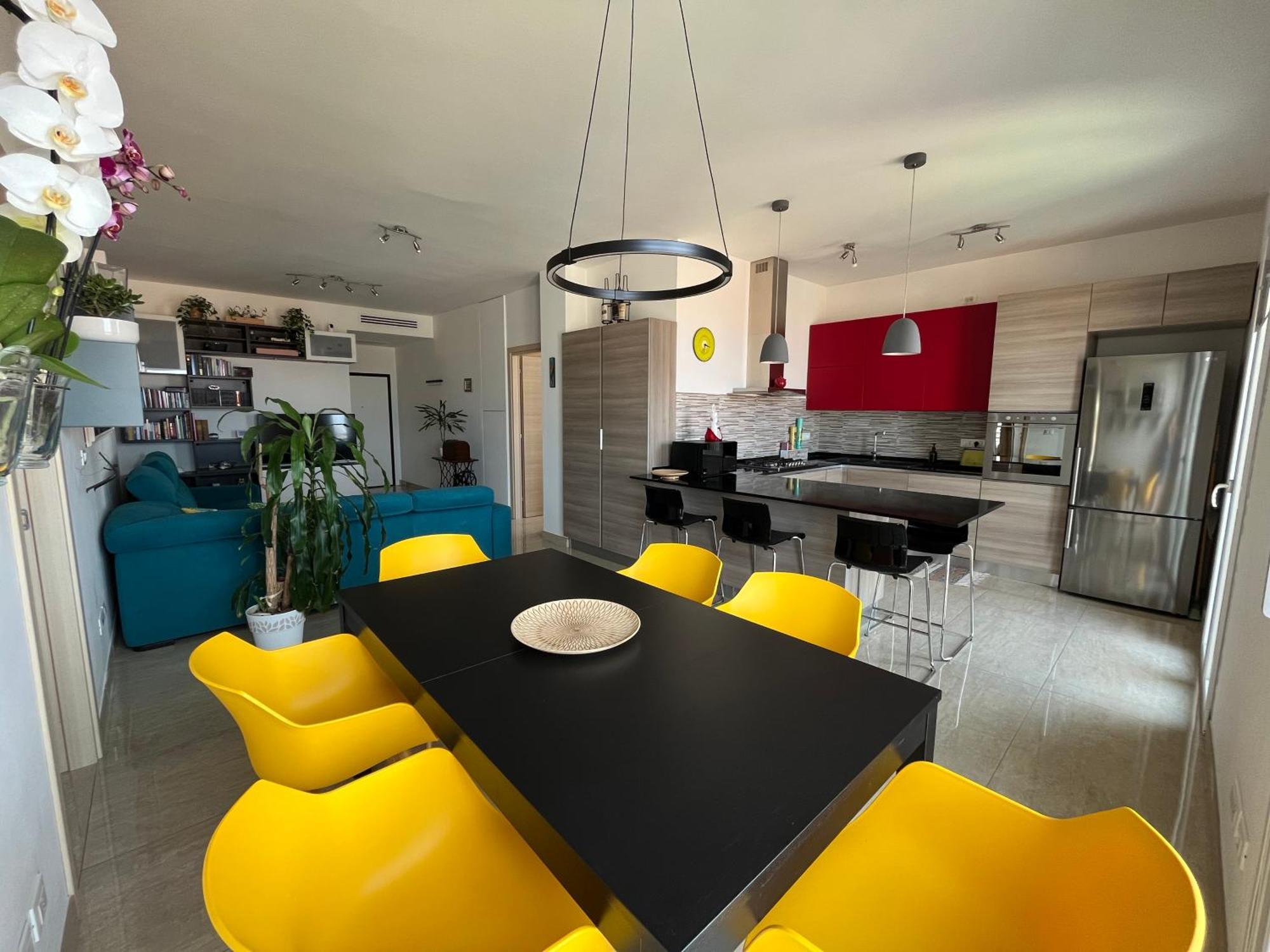 Apartment Marconi Skyline *