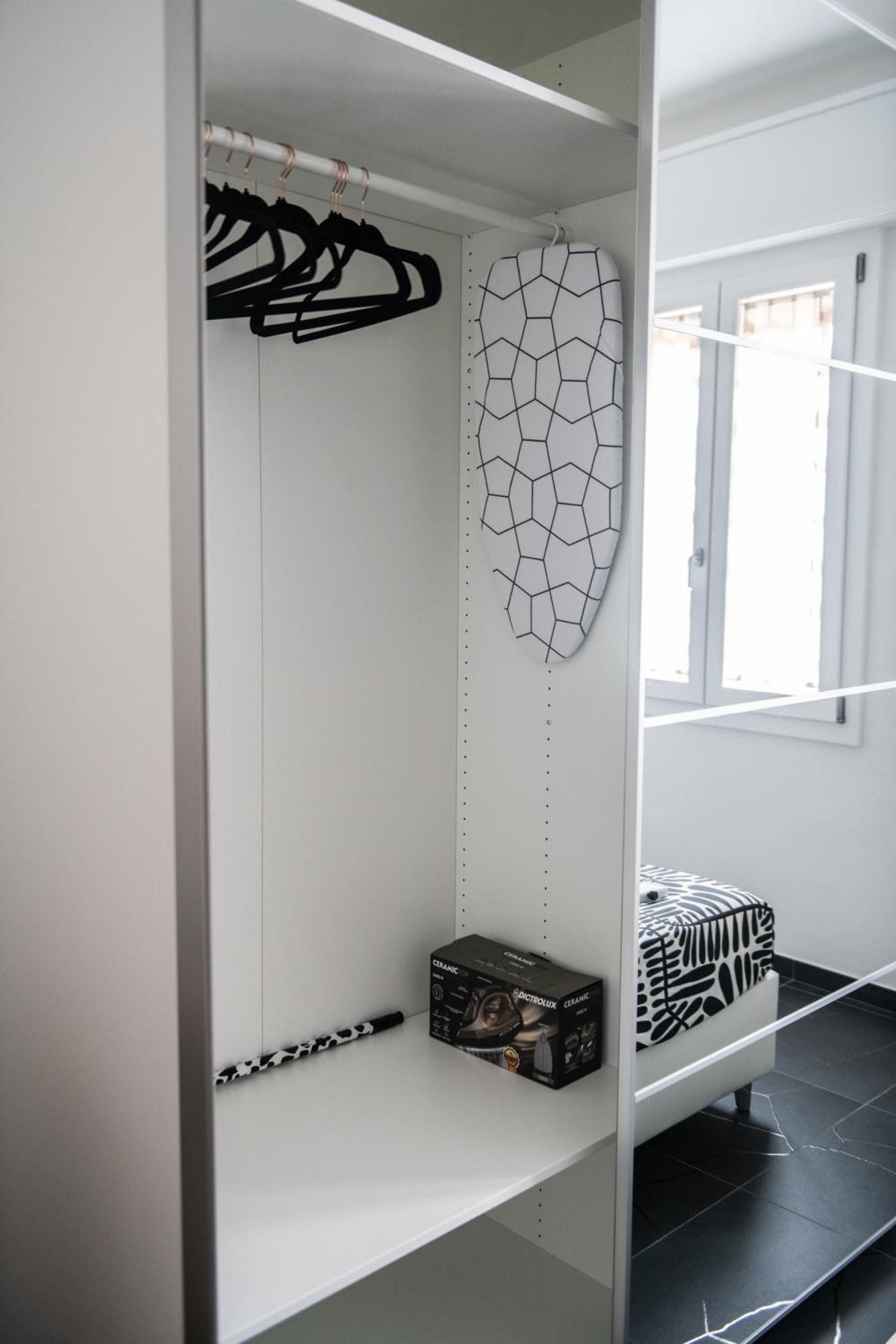 Apartment Morgana Guarda Il Canale - Centro Storico - Finestrella -indipendenza - Piazza 8 Agosto - Stazione Bologna