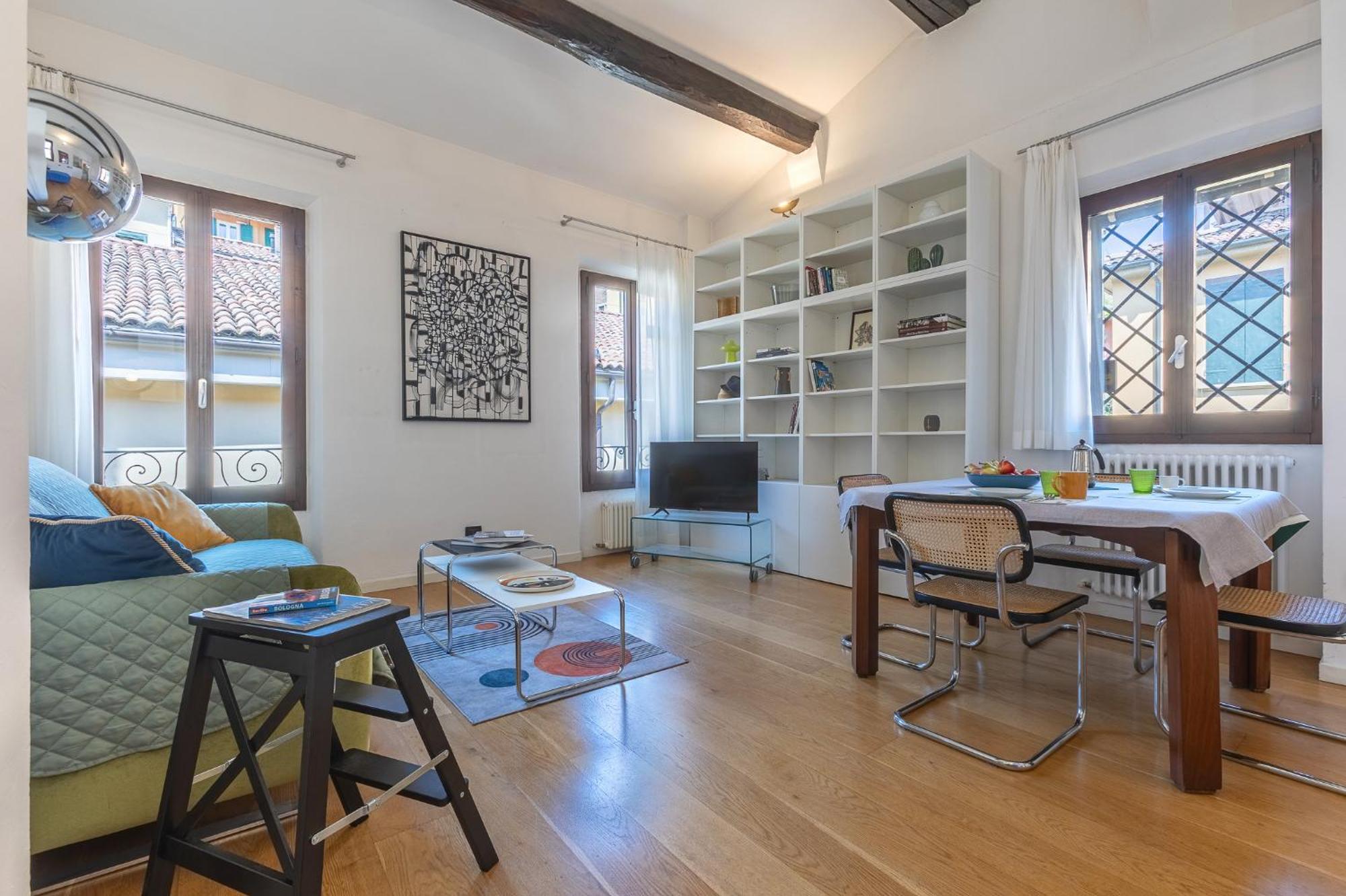Dreaming Apartment