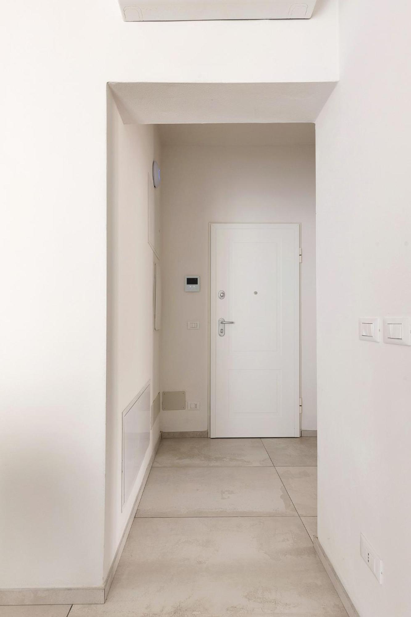 Apartment Le Dodici Porte - Porta San Felice 8 By District *