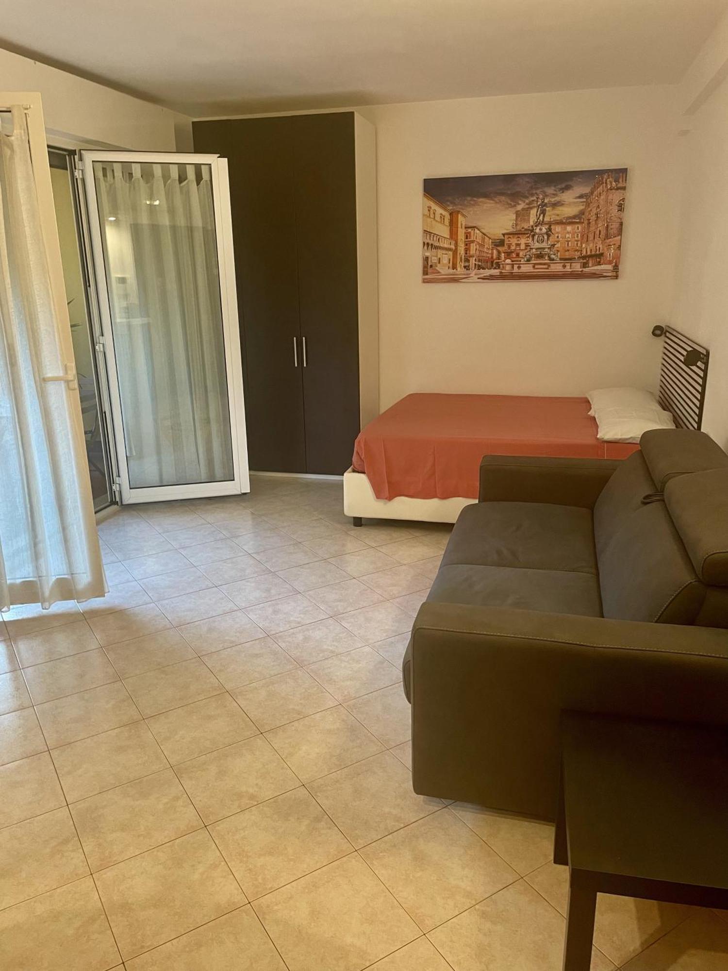 Apartamento Stop&go Station House Self Check In - Fiera Alta Velocita'