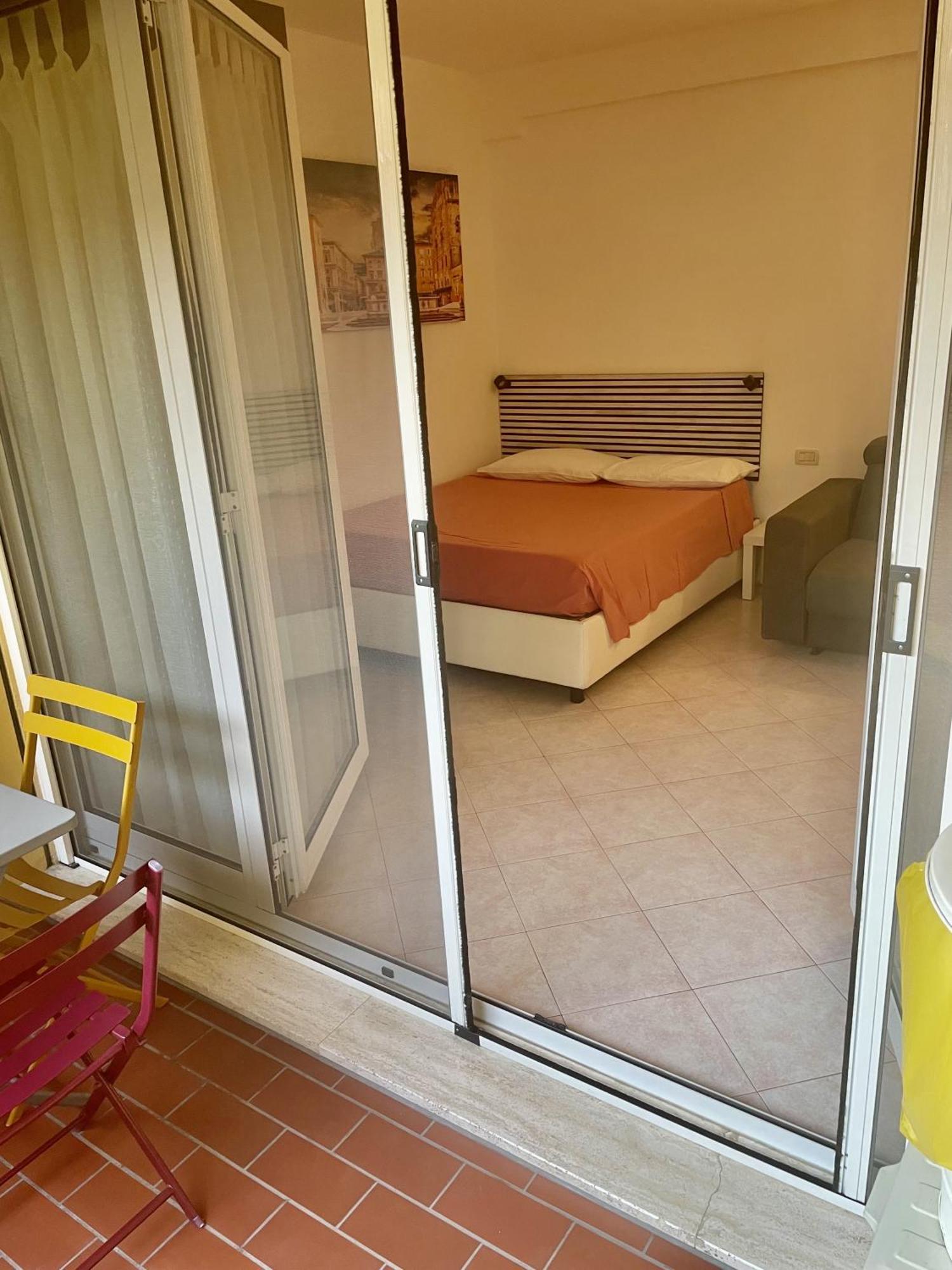 Apartamento Stop&go Station House Self Check In - Fiera Alta Velocita' *