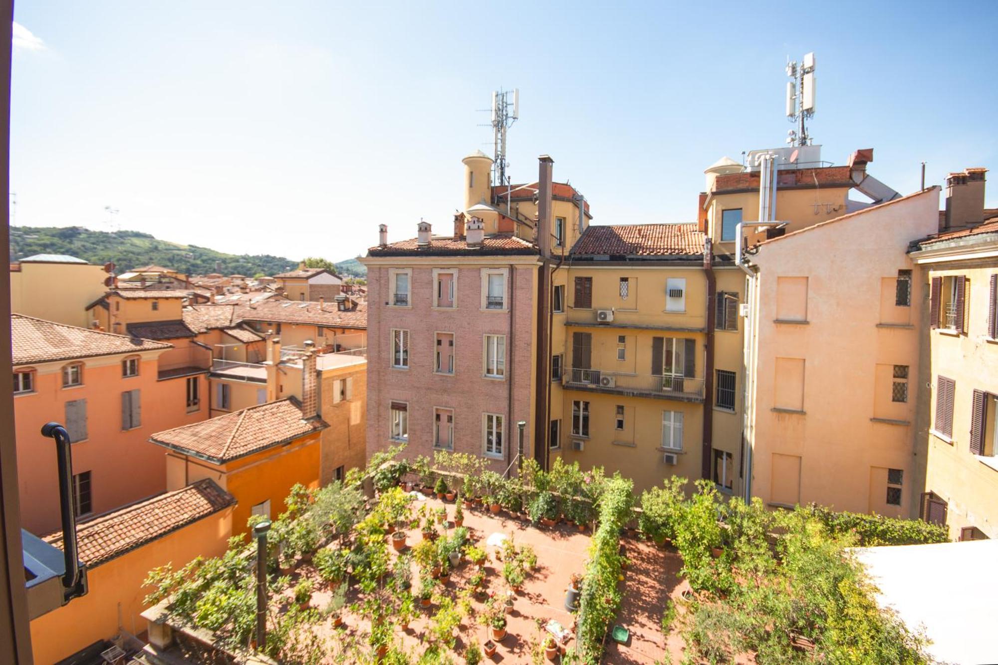 Apartment Enjoy - Luxury Experience In The Heart Of Bologna