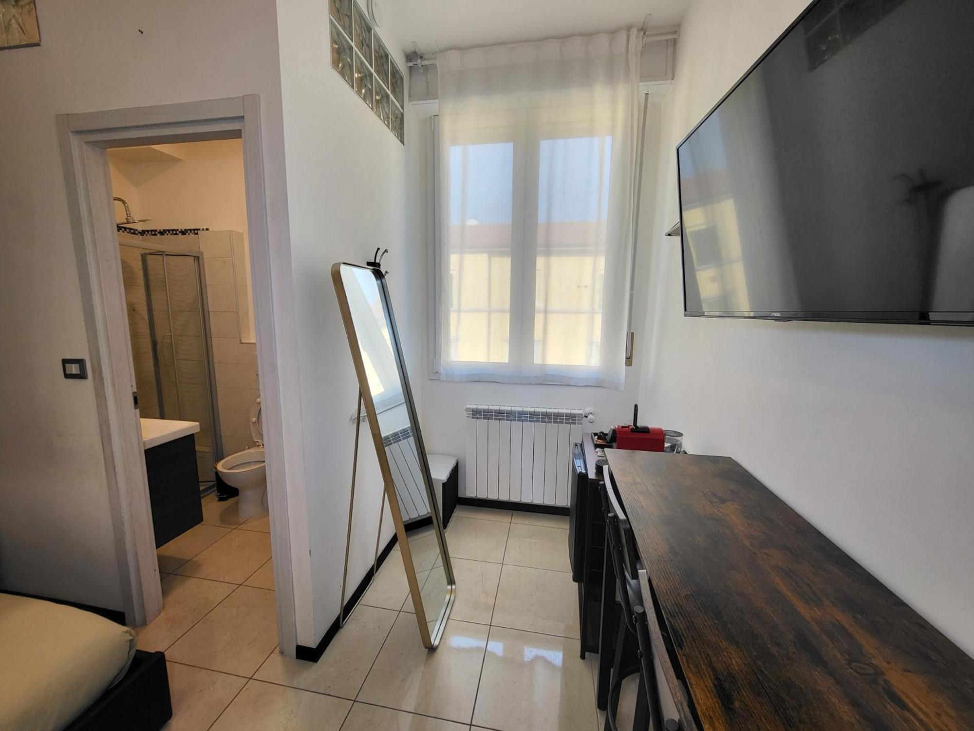 5 Min Stazione - 4 Piano Senza Ascensore Guest house *