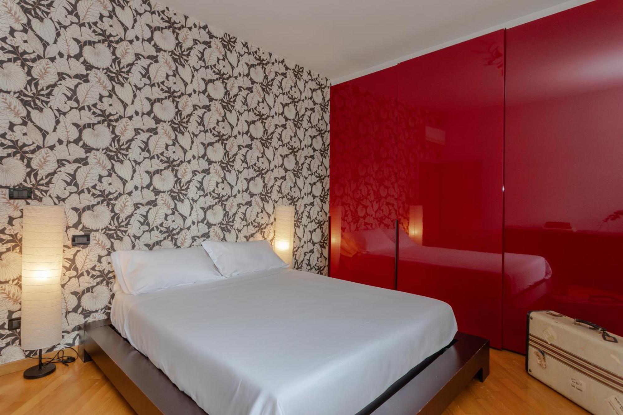 Family 3 * Bologna