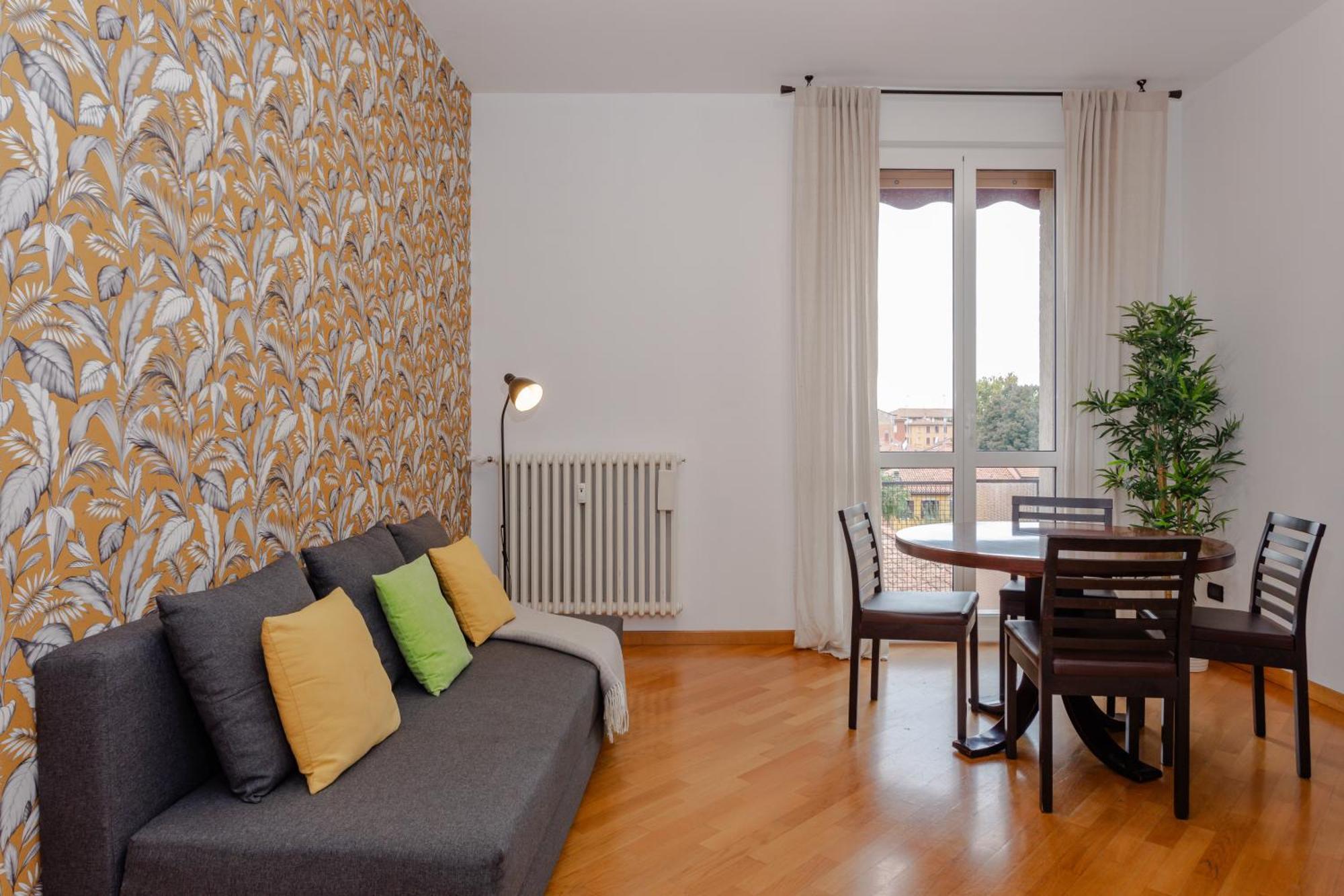 Apartment Family 3 *