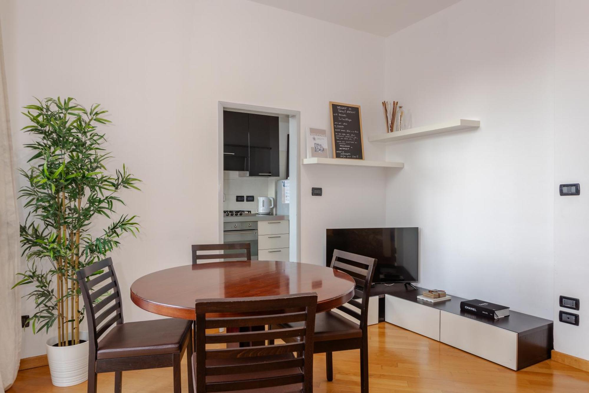 Apartment Family 3