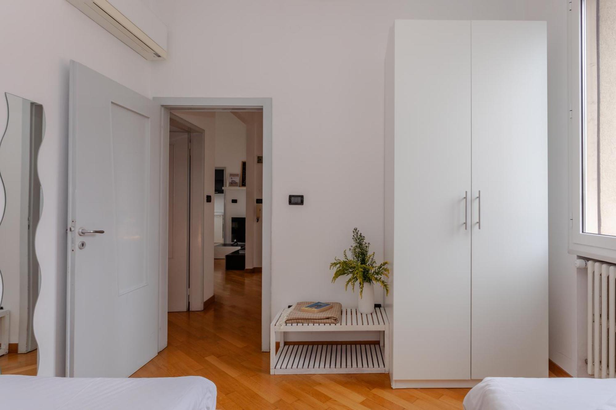 Apartment Family 3 *