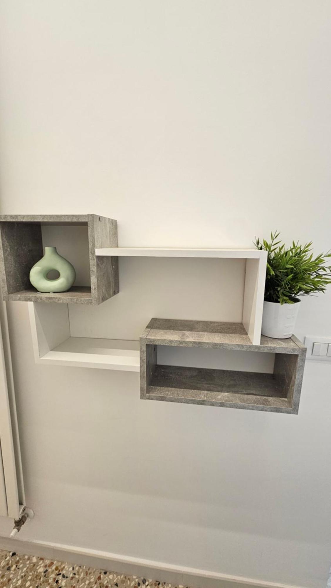 Fioravanti 9 Apartment