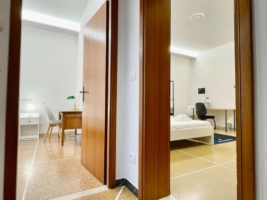 2 Separate Business Apartment *
