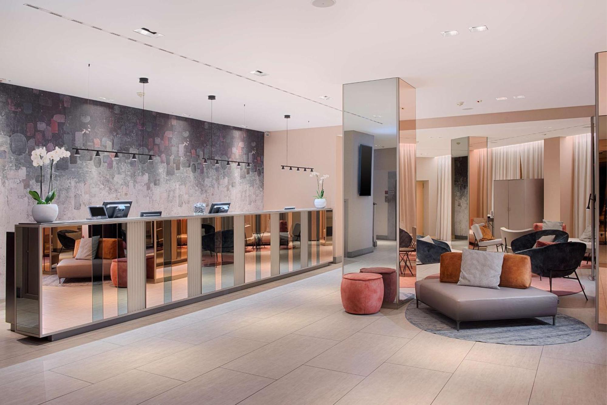 Nh De La Gare Hotel 4*
