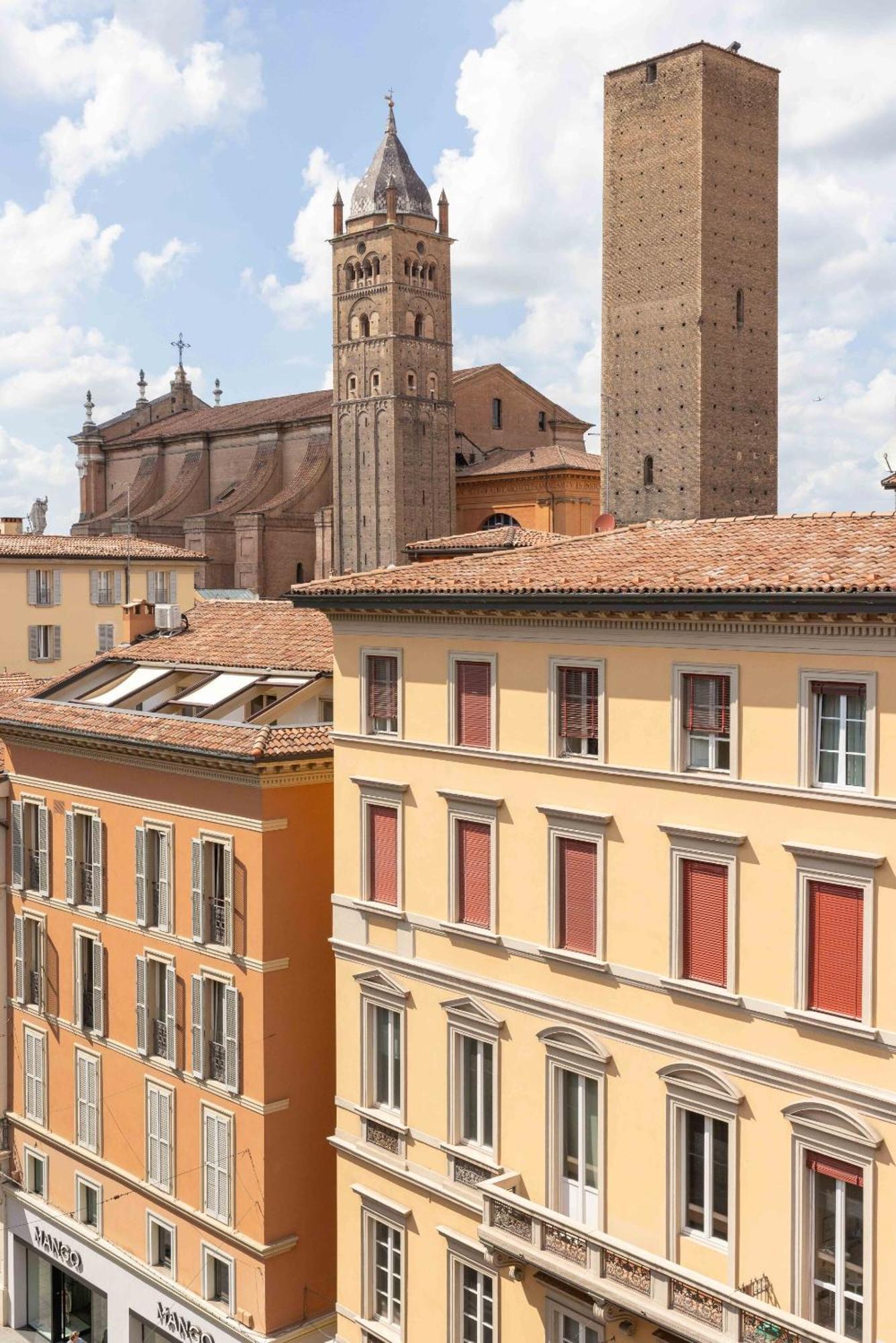 Bed & Breakfast Artieri Suites, Piazza Maggiore Bologna