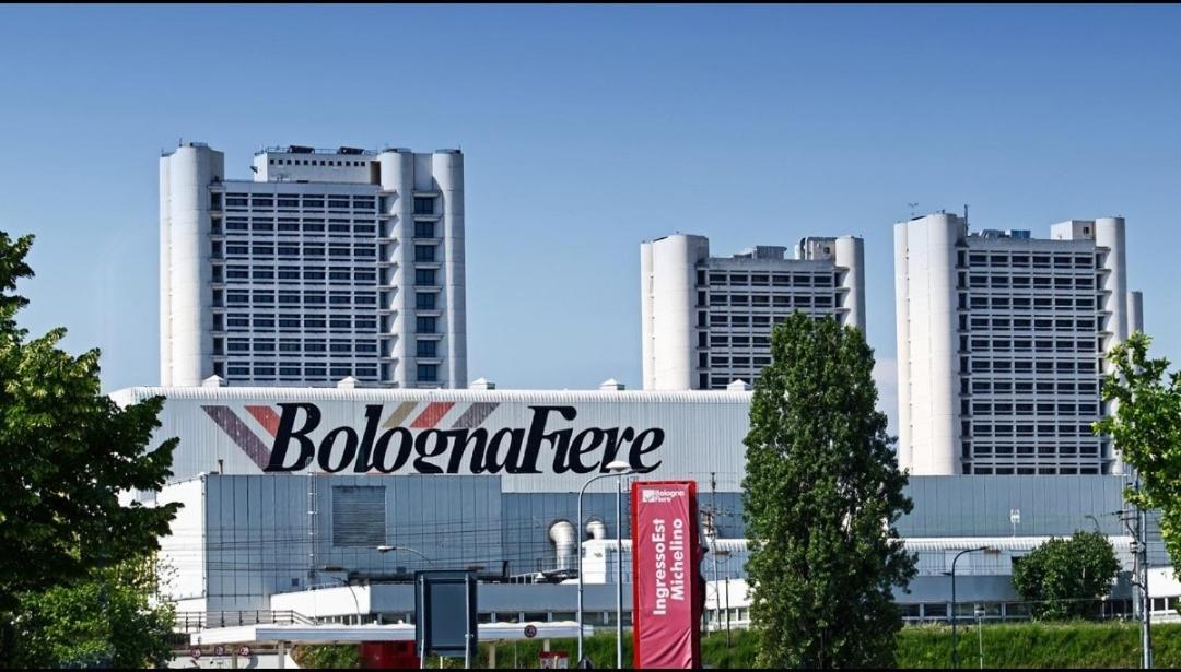 M2bo Dossetti 27 - Fiera Apartamento Bolonha