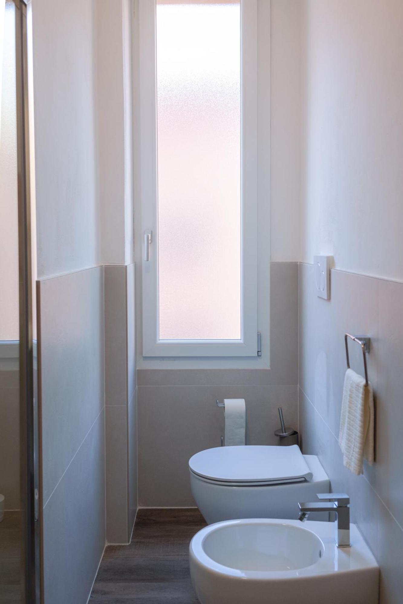 Vikos Guest house Bologna