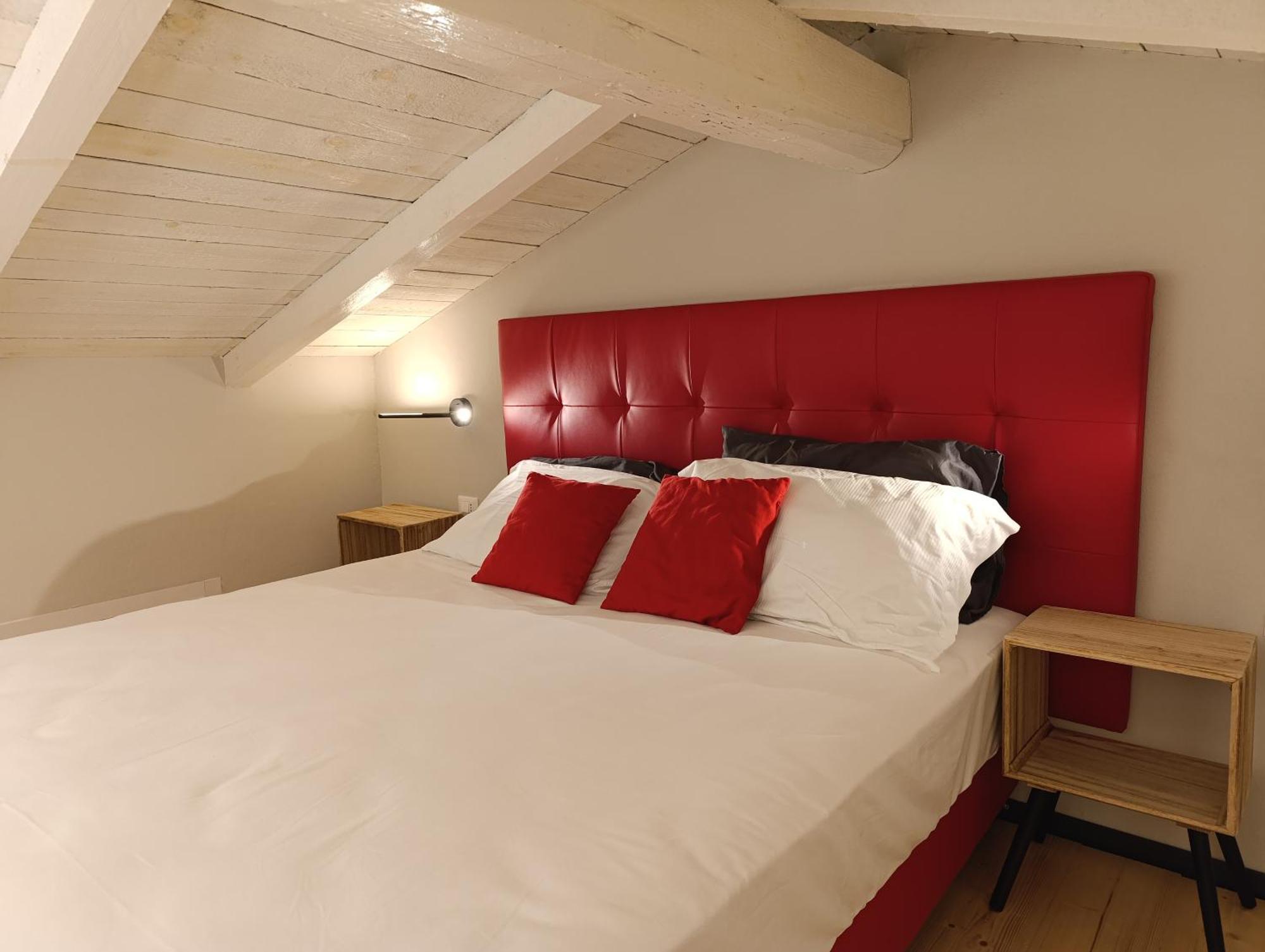 Carlotta Fiera Apartment