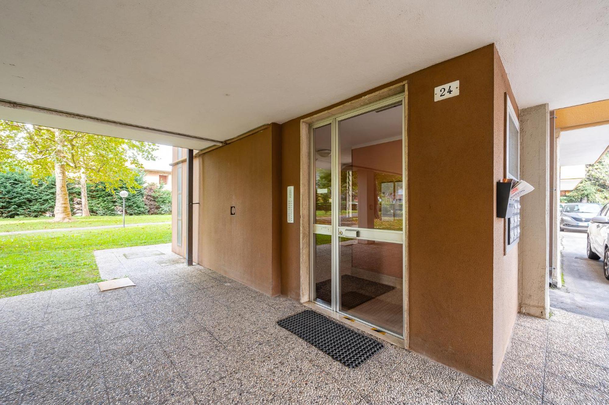 Appartement Le Cinque Rose Airport
