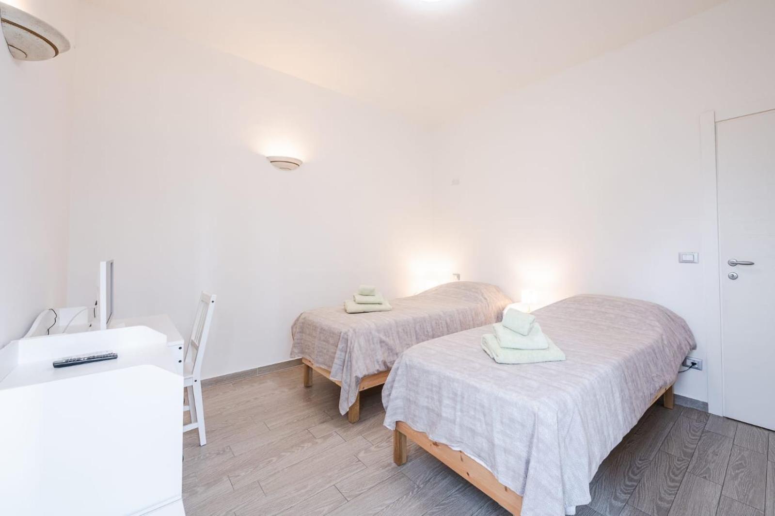 Appartement Le Cinque Rose Airport *