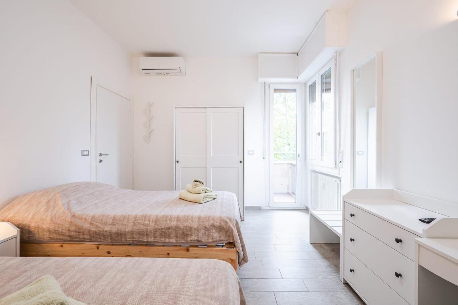 Le Cinque Rose Airport Appartement