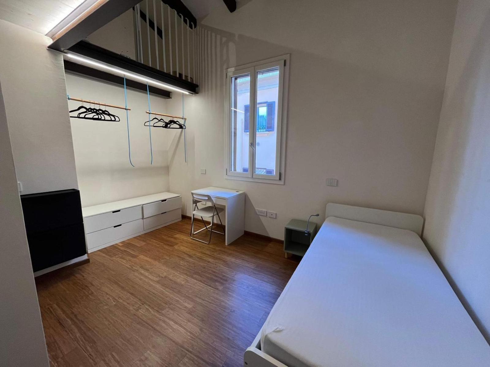 Apartment Moderno In Piazza Aldrovandi