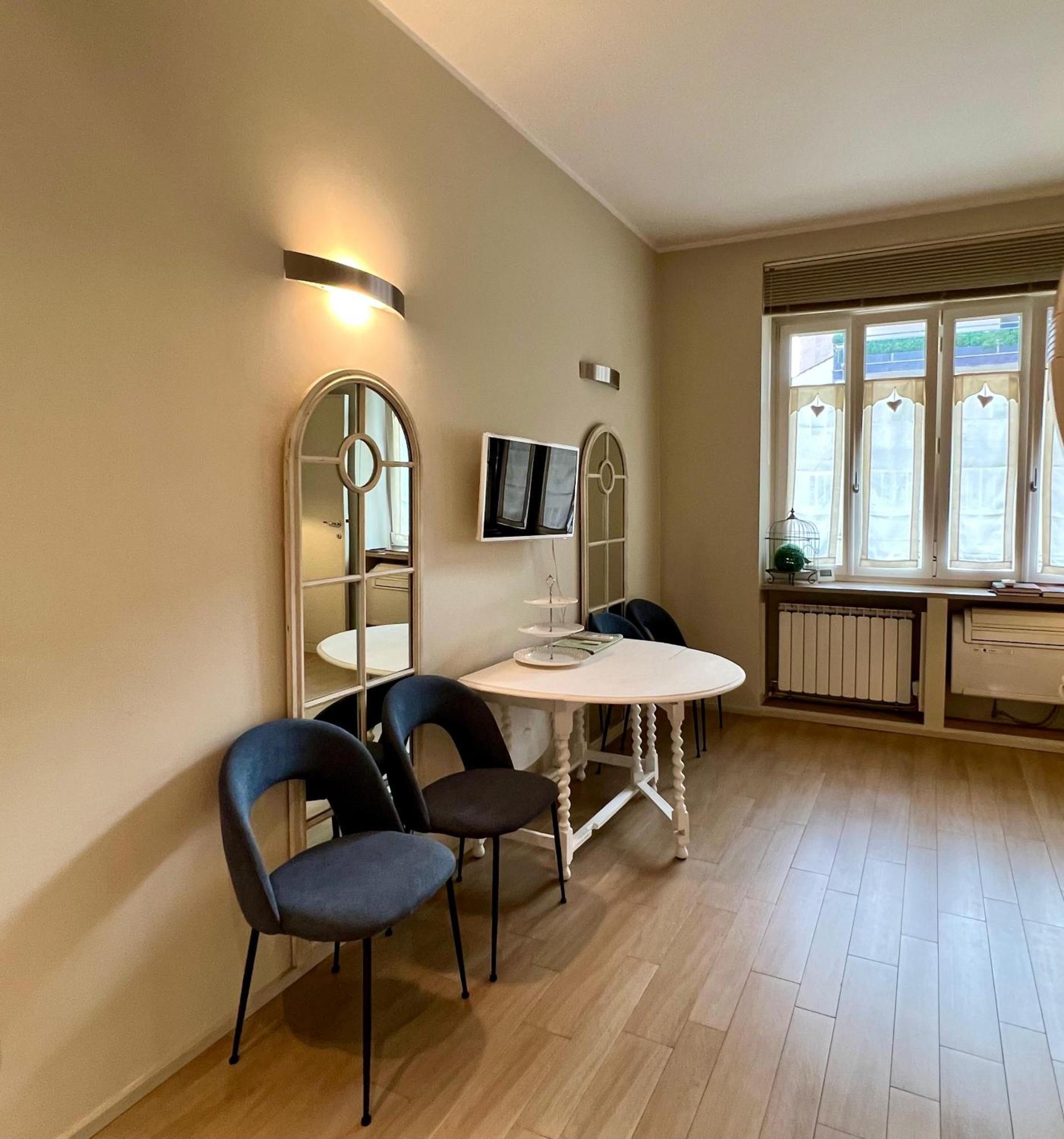 Chic Nest @galleriacavour Holiday home *