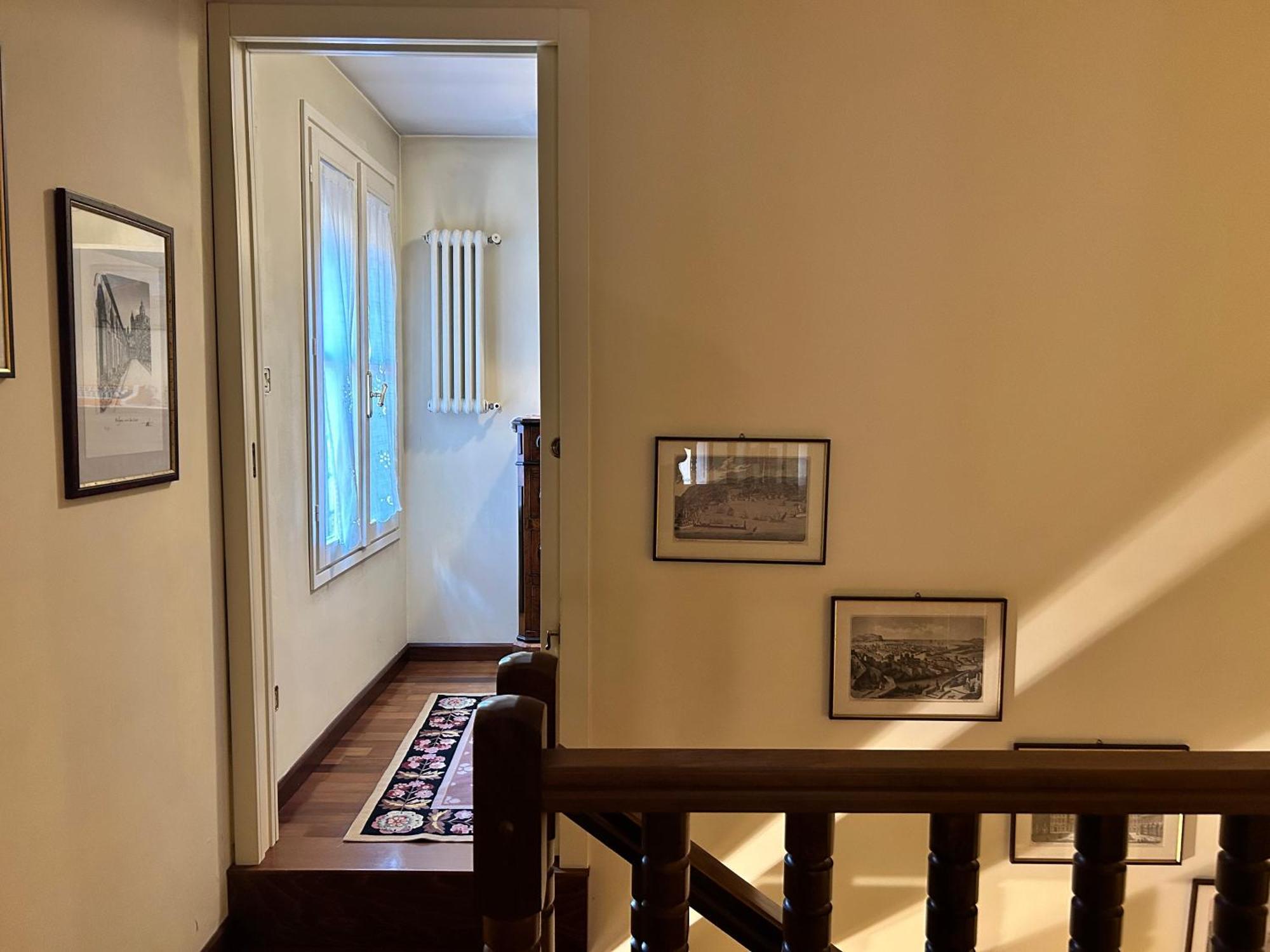 Apartment Medieval Art Loft Bologna