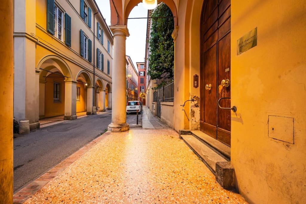 Garden Piazza Maggiore Apartment