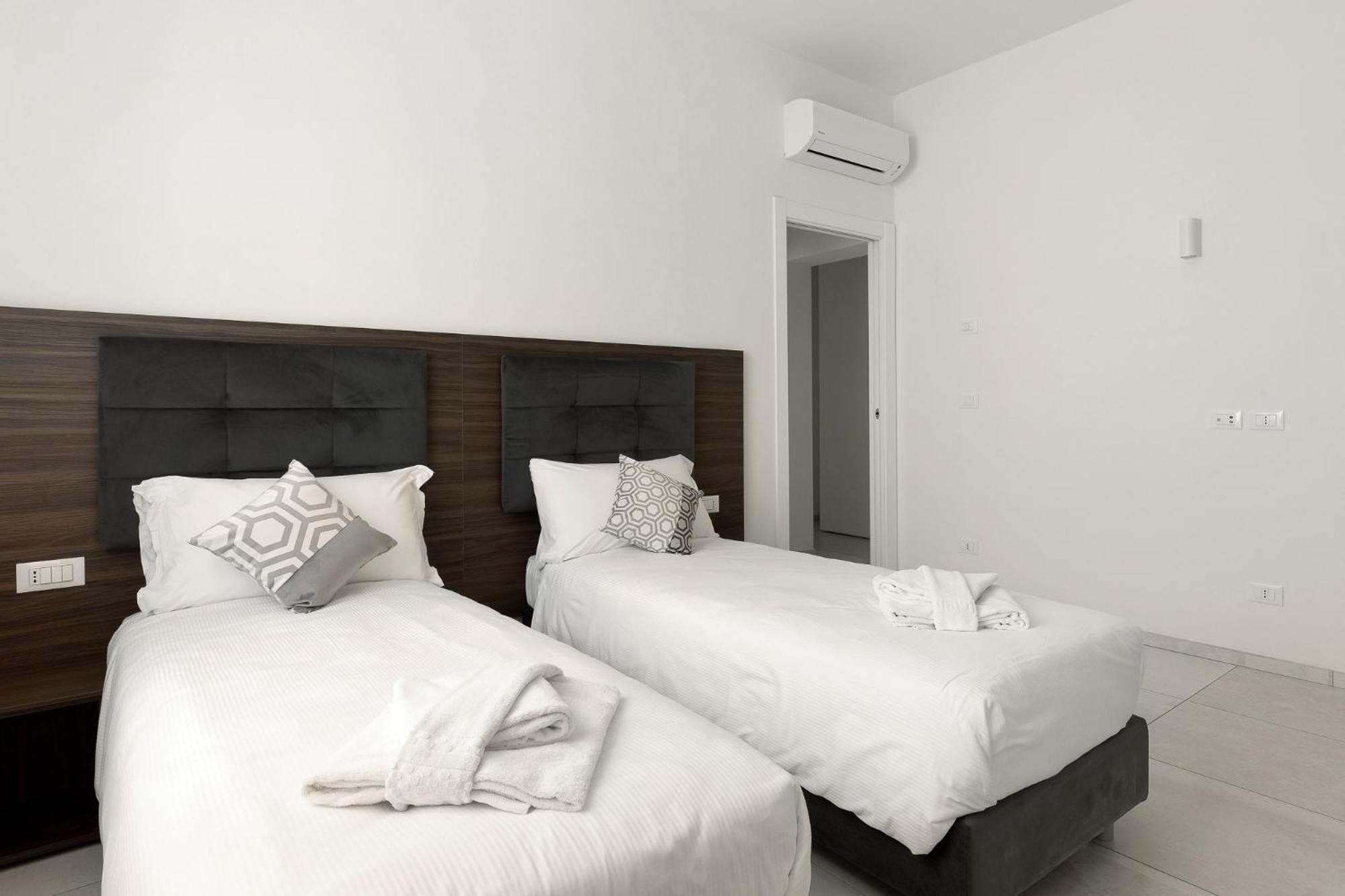 Le Dodici Porte - Porta Lame 5 By District Apartment