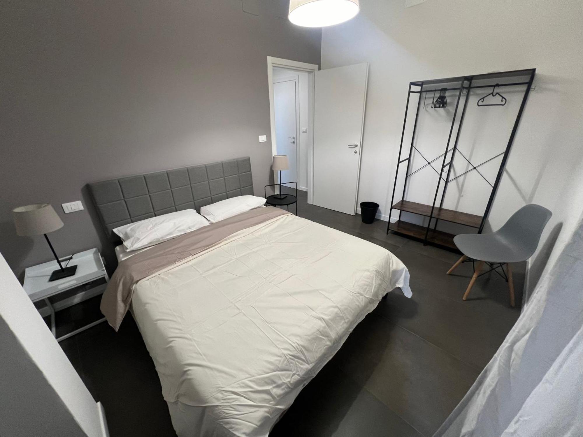 Manaroomsmasini Guest house Bologna